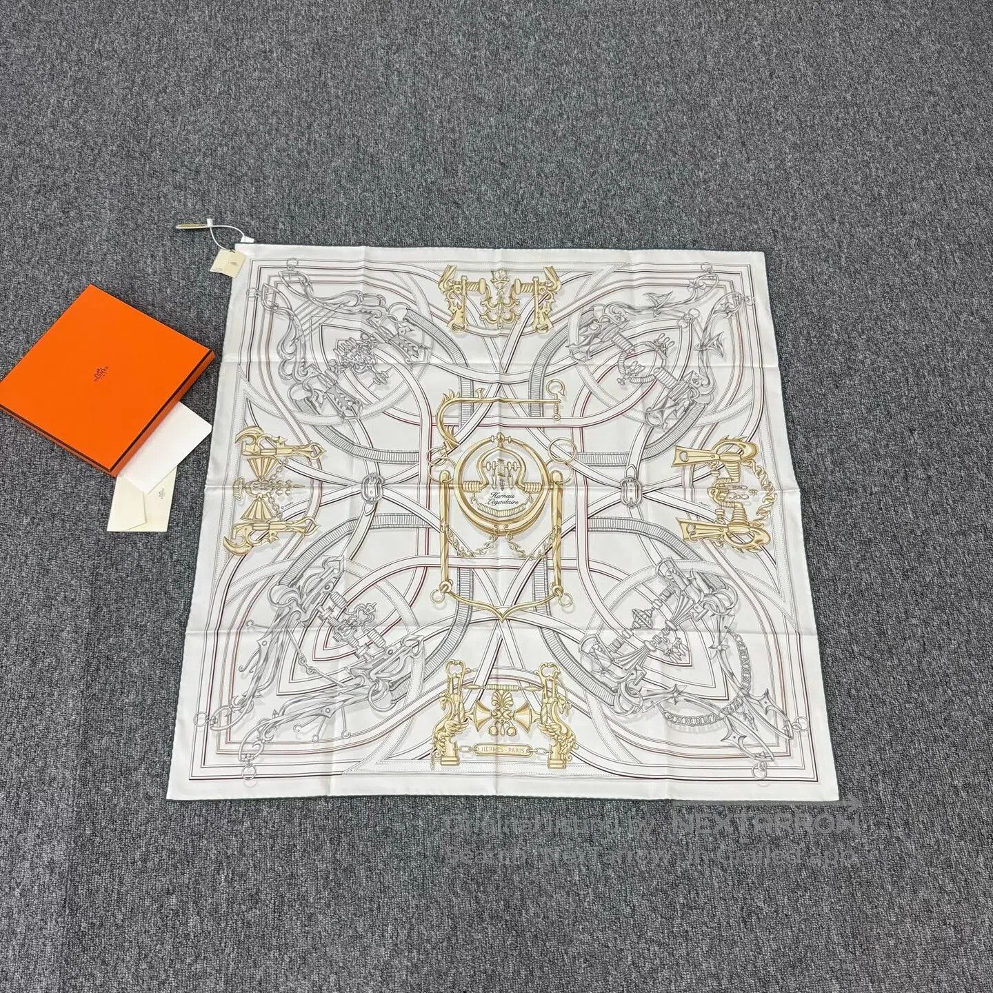 Hermes Hermes The legendary saddle bridle and silk scarf| Size ONE SIZE - 1 Thumbnail