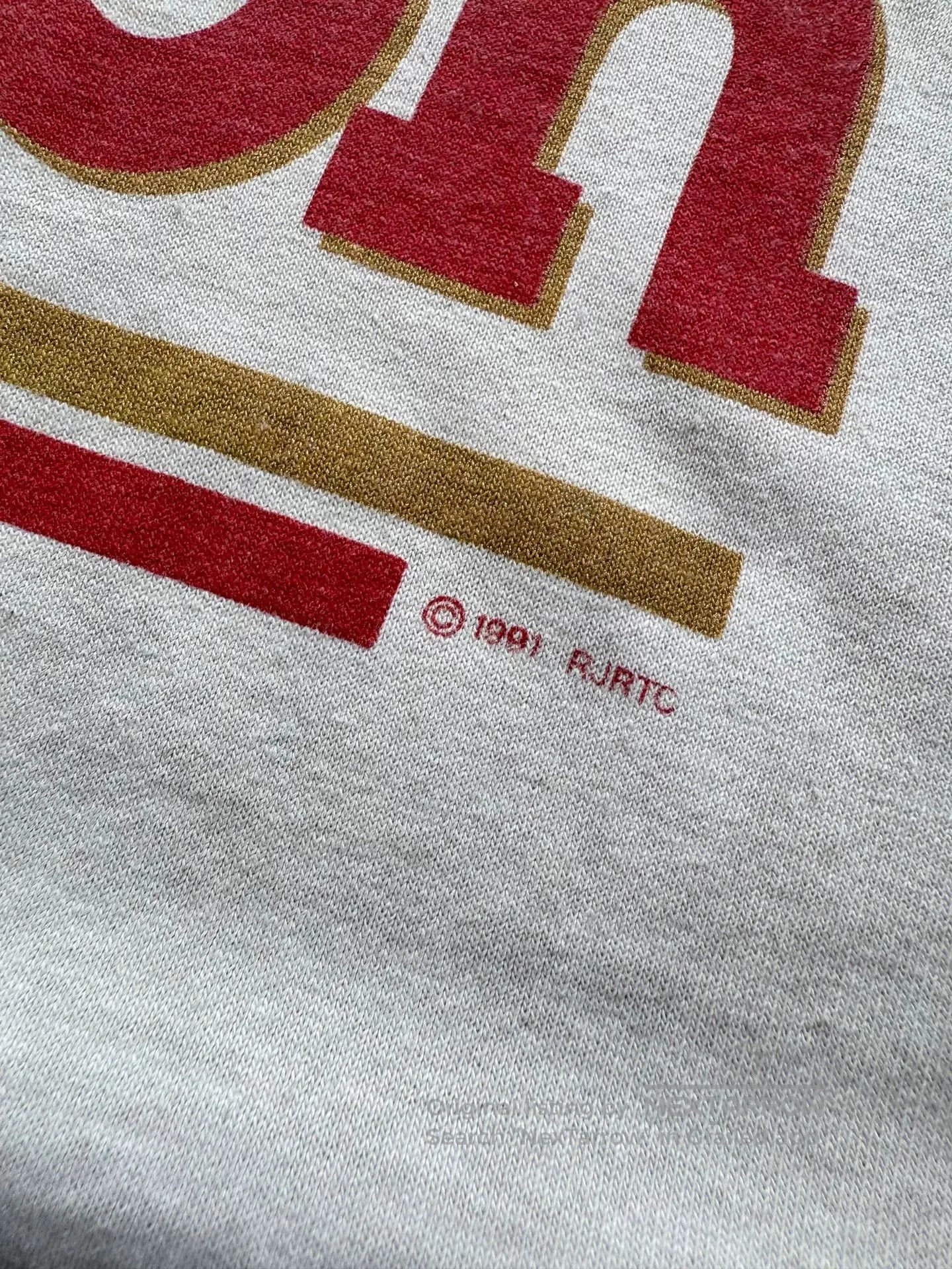 Vintage Vintage 90s Winston Cigarette Box Tee. Size US L / EU 52-54 / 3 - 8 Thumbnail