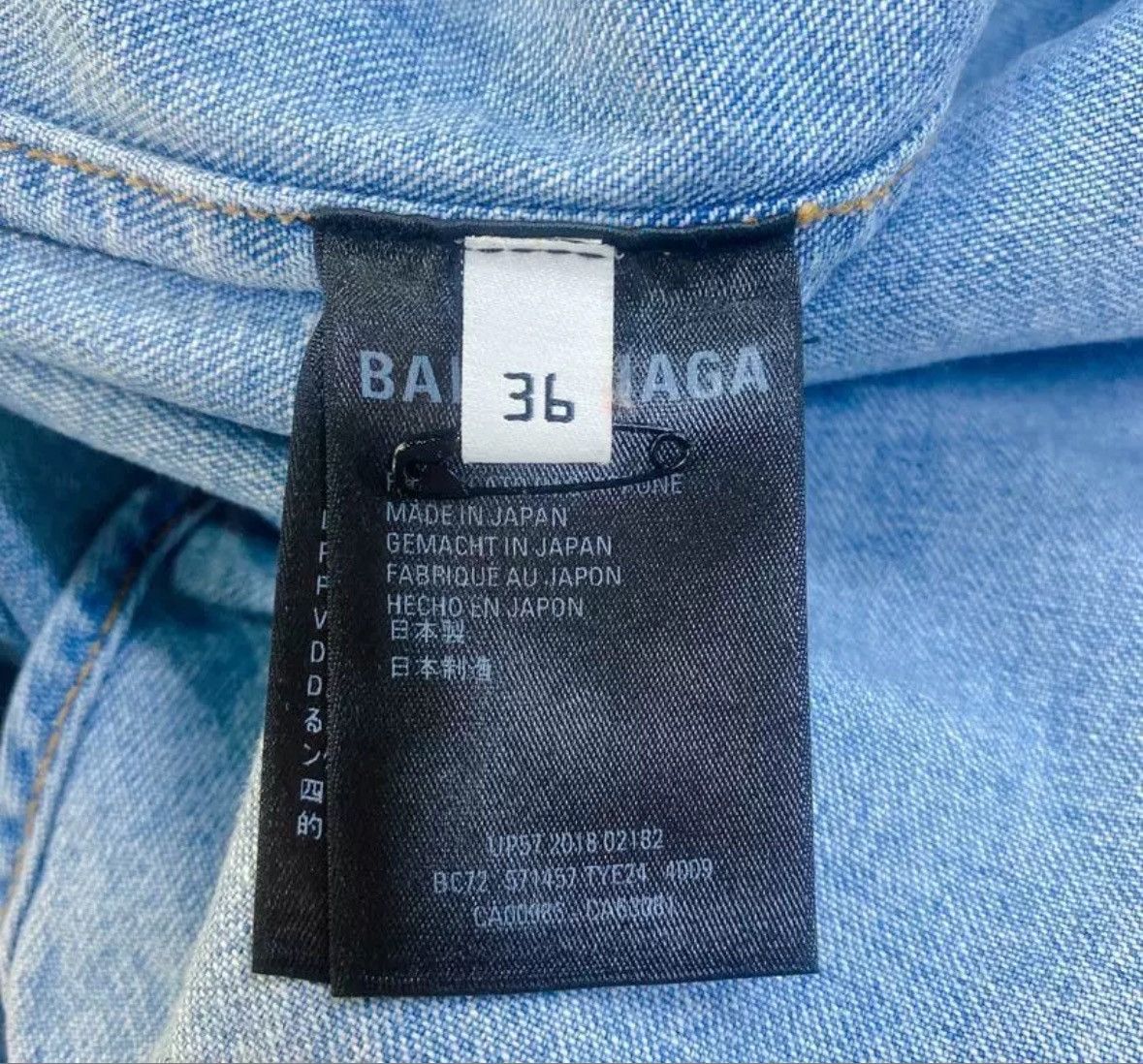 Balenciaga Balenciaga gradient denim jacket2412-Nextarrow Size US S / EU 44-46 / 1 - 8 Thumbnail