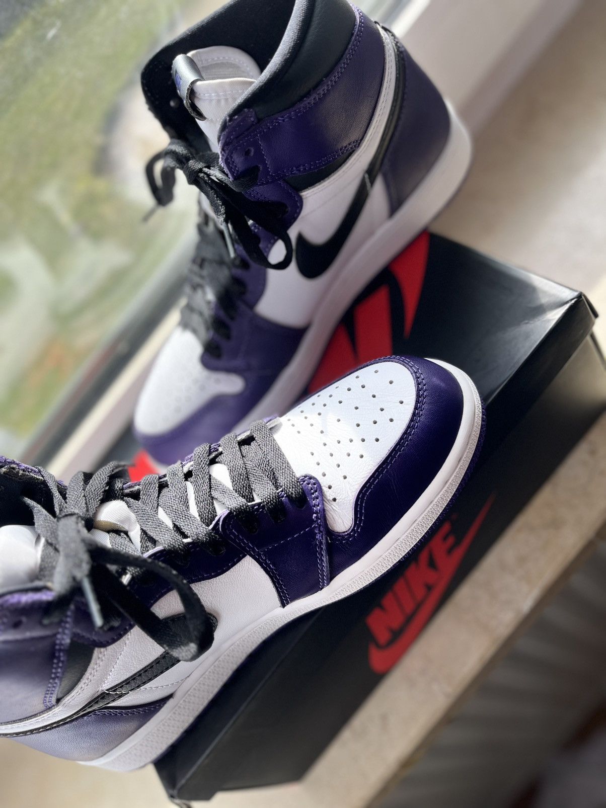 Jordan Brand Air Jordan 1 Retro High OG “Court Purple 2.0” Size US 8.5 / EU 41-42 - 7 Thumbnail