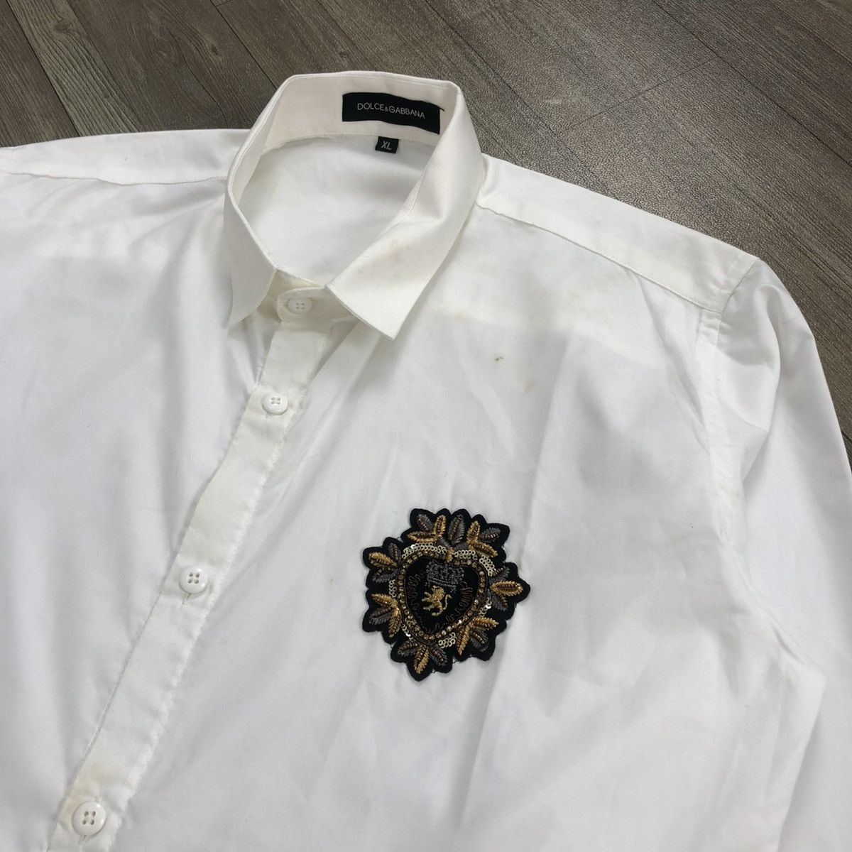 Dolce & Gabbana × Vintage Vintage Dolce & Cabbana Heraldic Patch White Long Shirt Size US M / EU 48-50 / 2 - 3 Thumbnail