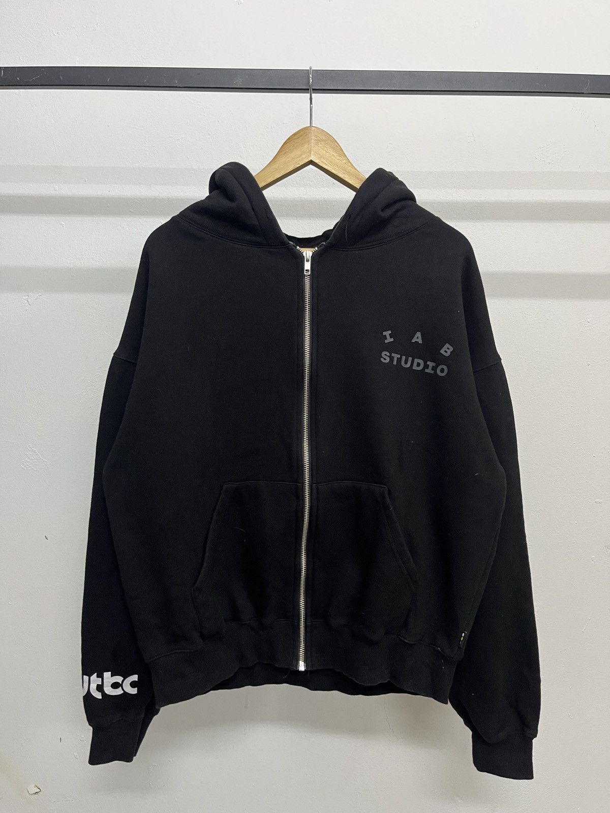 Other IAB Studio Korea Beenzino Boxy Zip-Up Hoodie JTBC Staff Size US L / EU 52-54 / 3 - 15 Thumbnail