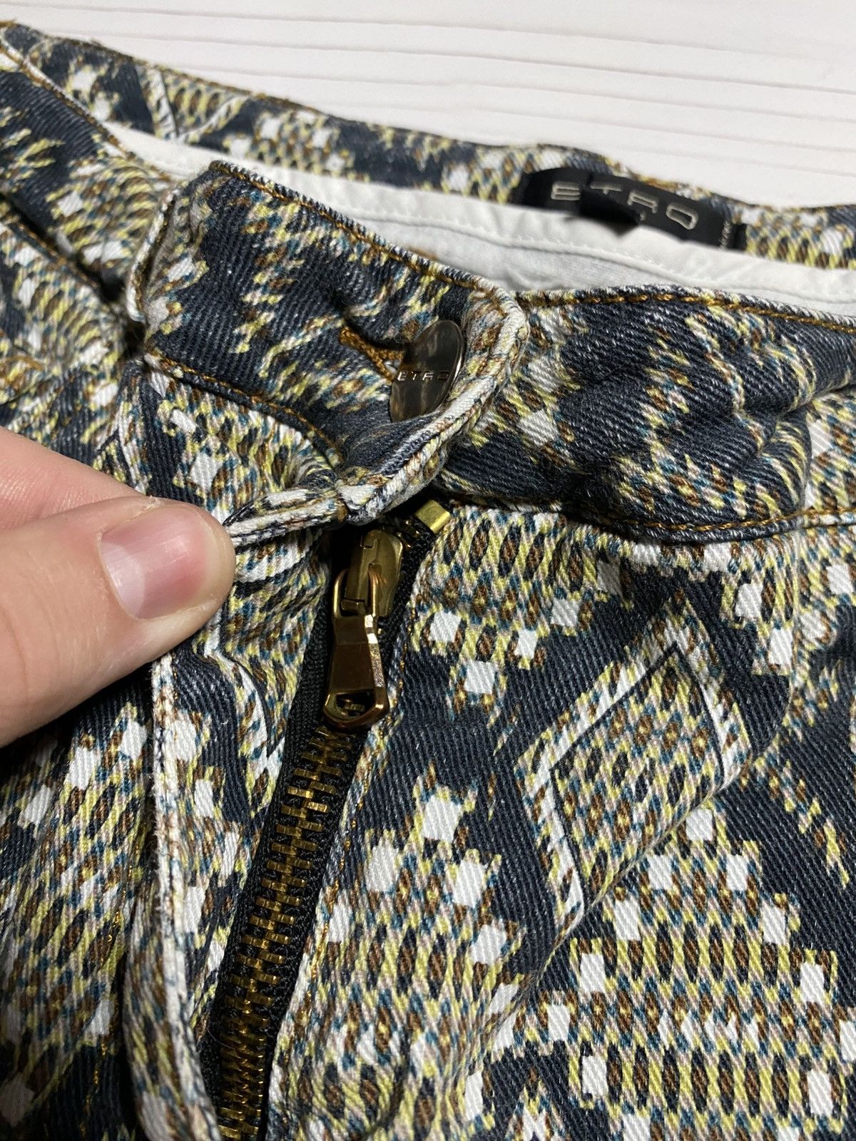 Designer × Etro Etro Jacquard Pattern Diamonds slim fit designer jeans Size 25" / US 0 / IT 36 - 11 Thumbnail