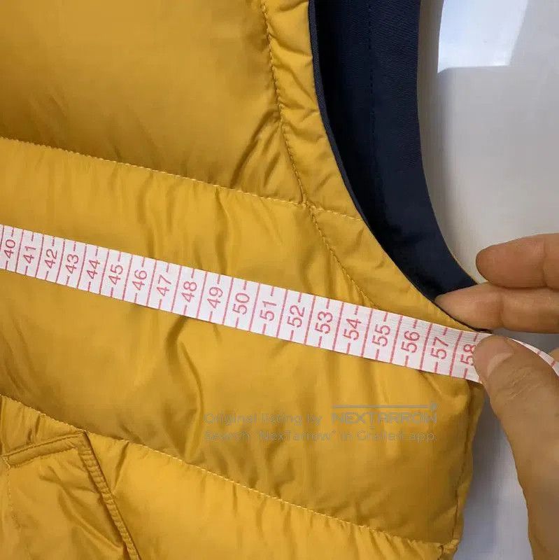 Burberry Burberry Yellow Logo Sleeveless Outerwear. Size US L / EU 52-54 / 3 - 8 Thumbnail