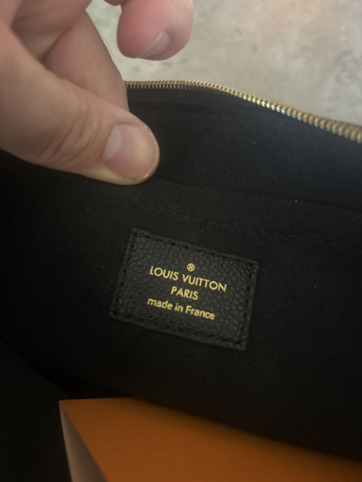 Louis Vuitton Lv monogram pouch Size ONE SIZE - 12 Thumbnail