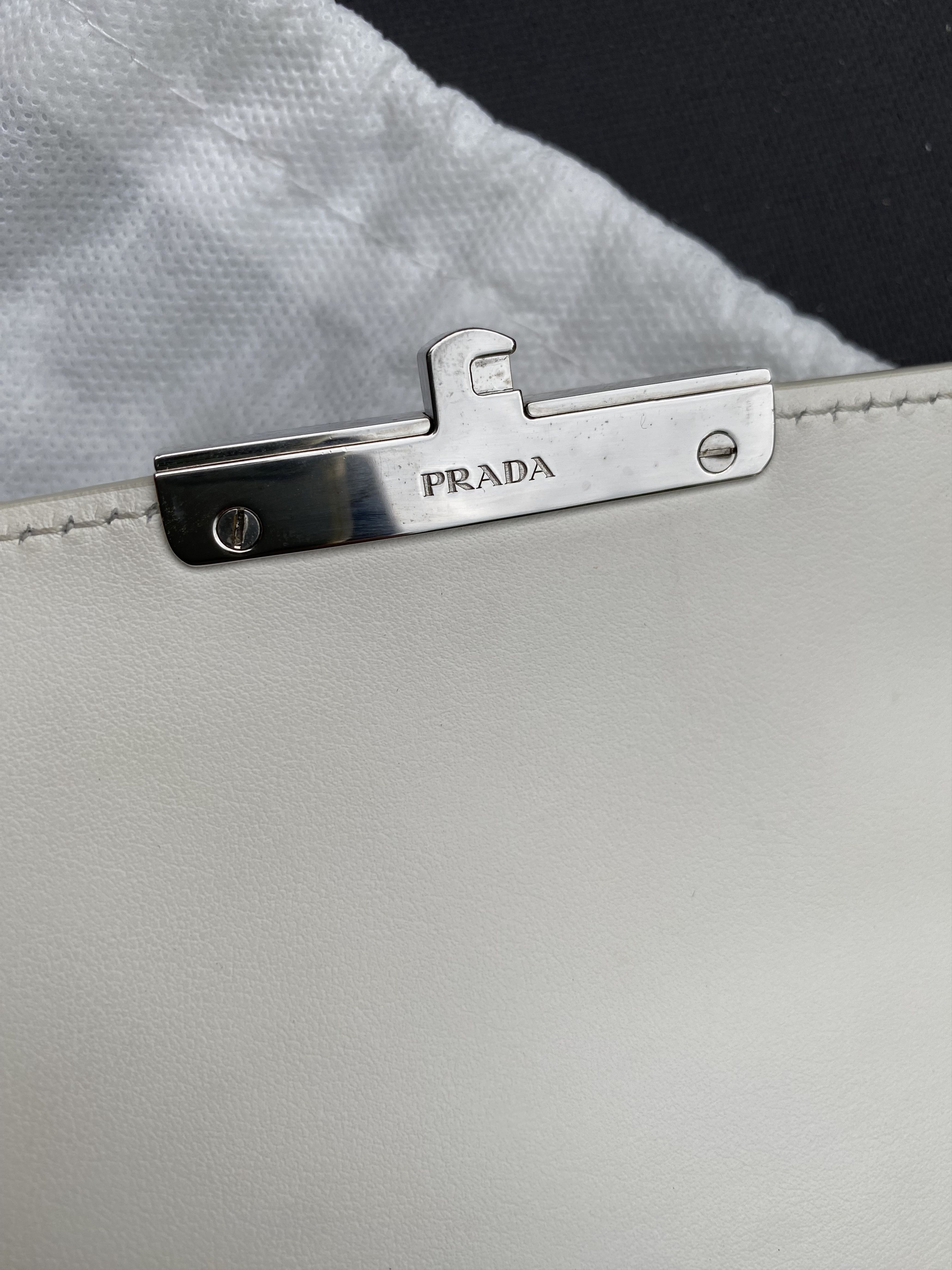 Prada White Prada crossbody bag Size ONE SIZE - 6 Thumbnail
