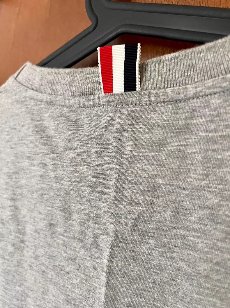 Thom Browne Thom browne Men's T-shirt 2504-Nextarrow Size US L / EU 52-54 / 3 - 4 Thumbnail