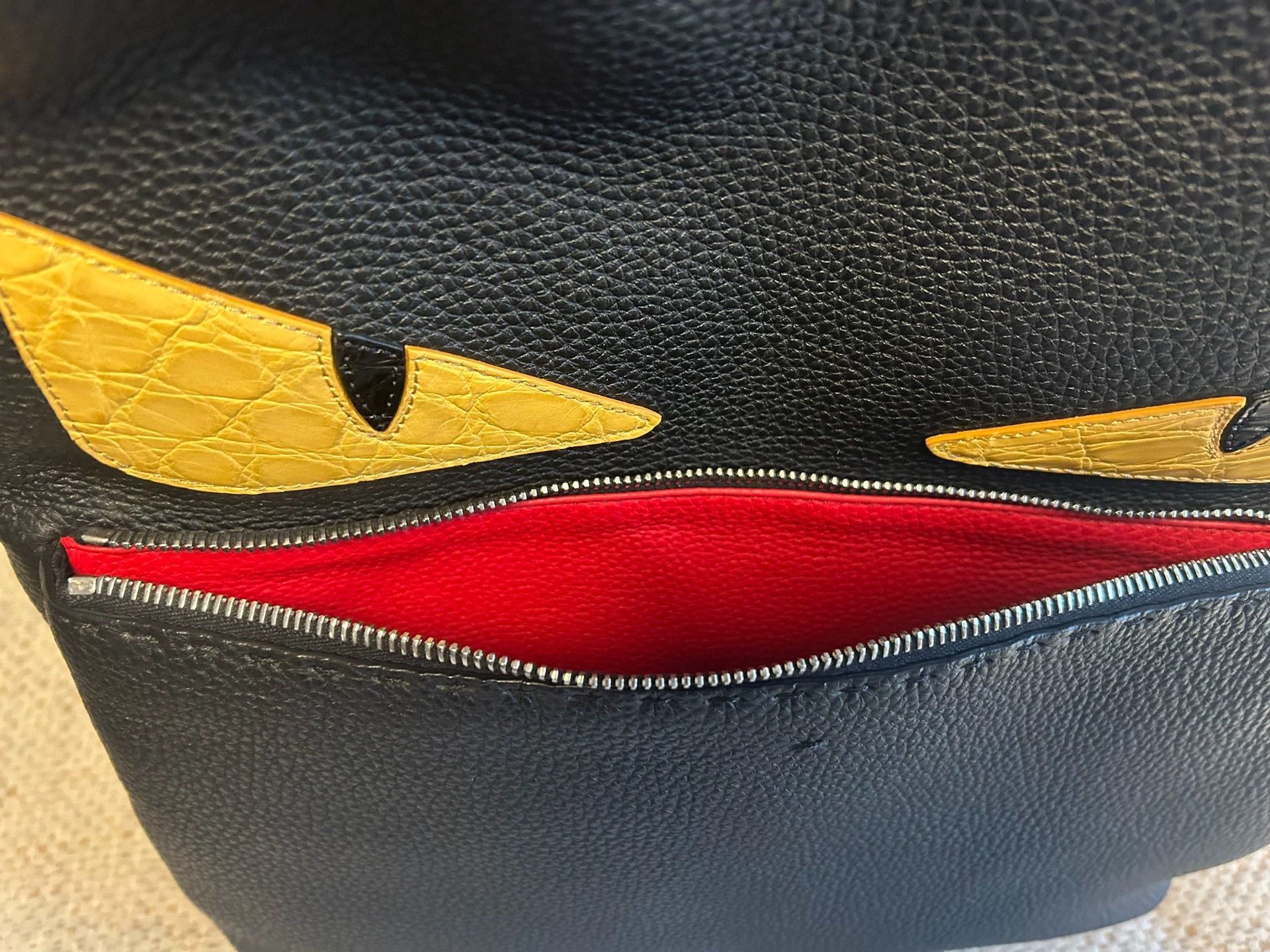 Fendi Fendi Limited Monster Full Leather 3yr 2worn Mint Size ONE SIZE - 9 Thumbnail