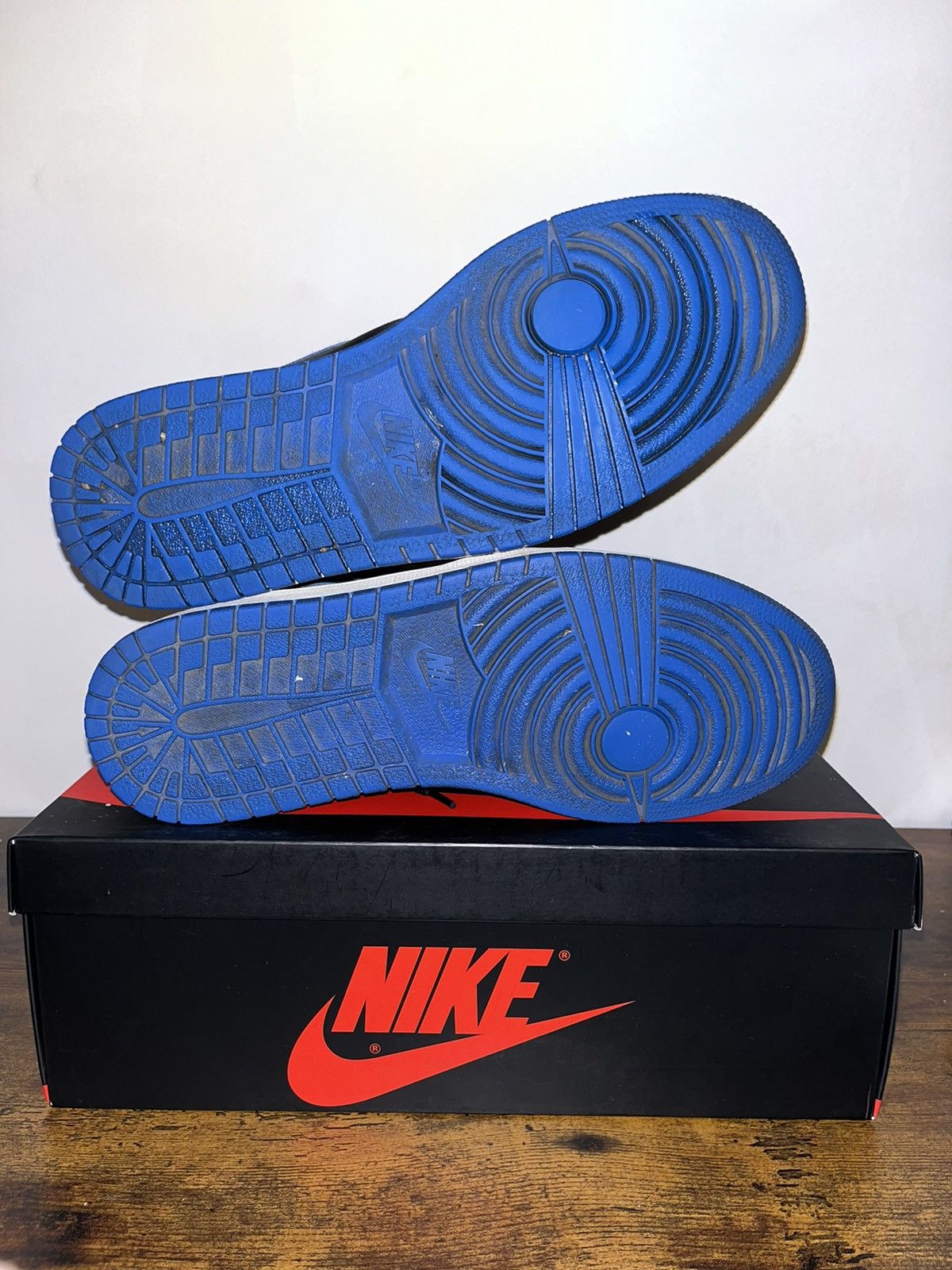 Jordan Brand × Nike Jordan 1 Retro High OG Royal Size US 11.5 / EU 44-45 - 8 Thumbnail