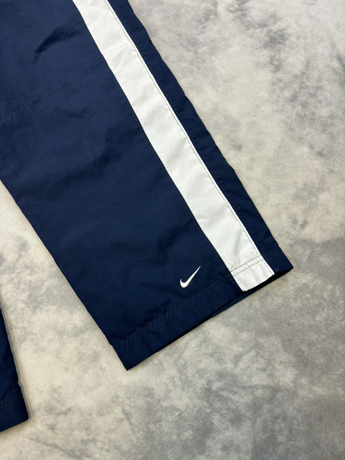 Nike × Vintage Nike Vintage Parachute Y2K Nylon Track Pants Joggers Hype XL Size US 32 / EU 48 - 2 Thumbnail
