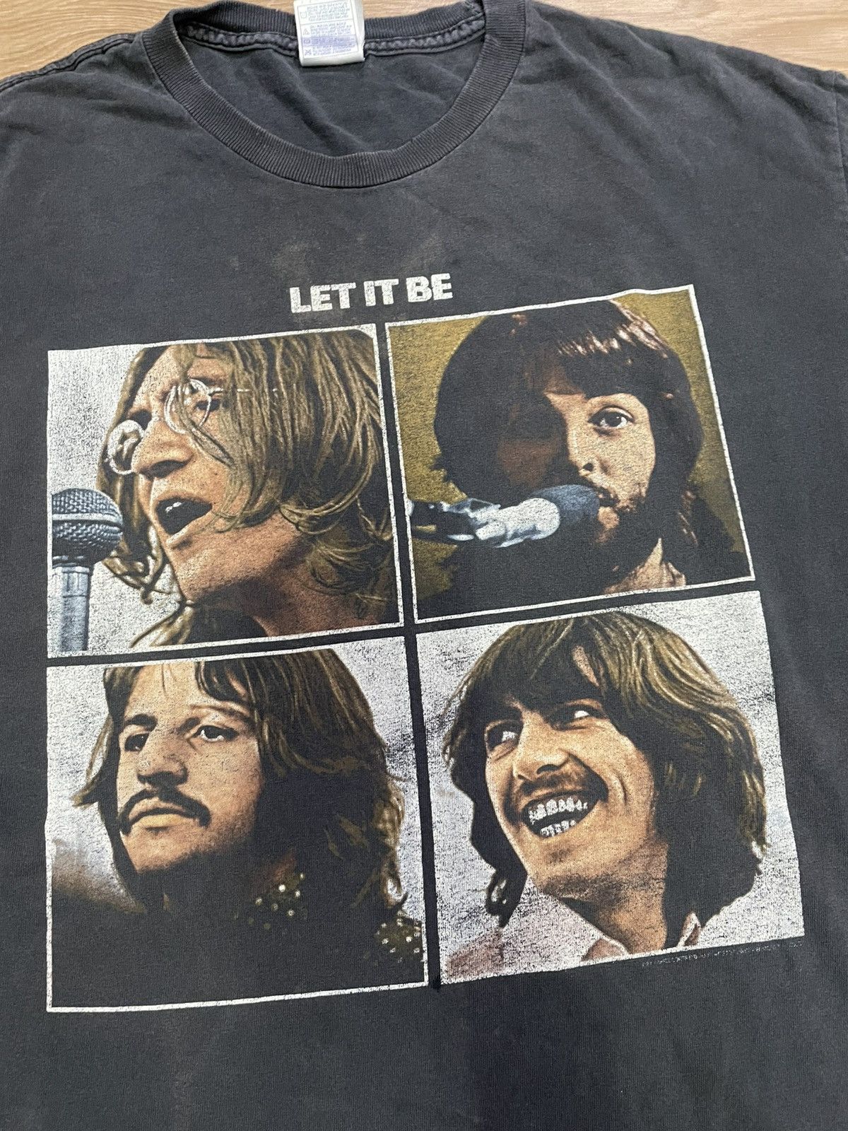 Other The Beatles big print T-shirt Size US L / EU 52-54 / 3 - 2 Thumbnail