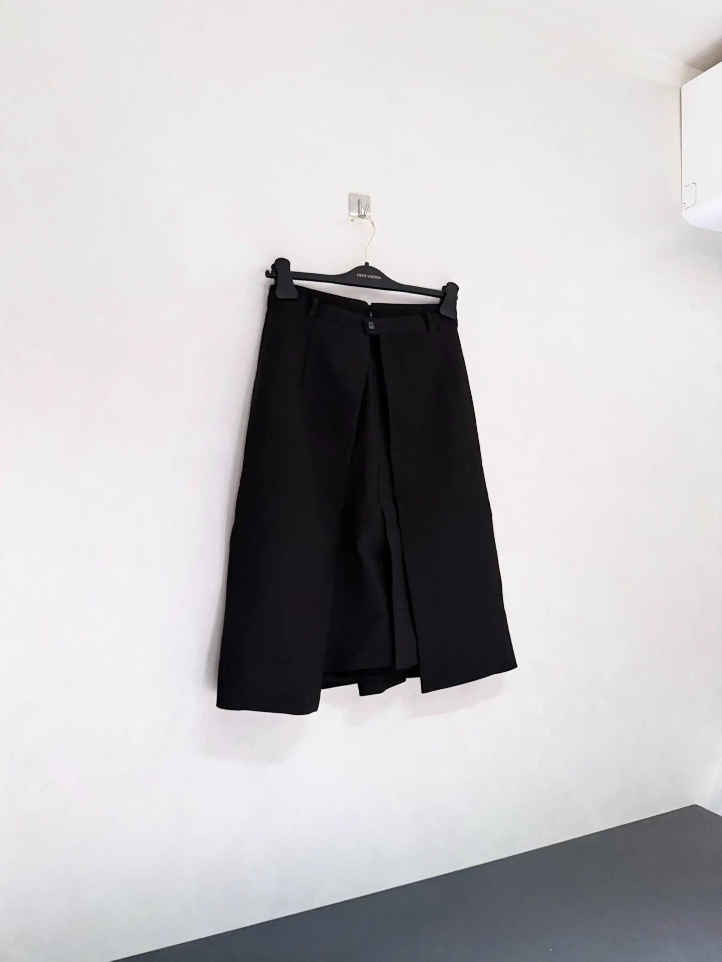 Balenciaga Balenciaga FW16 double-layered A-line suit skirt black FR36 Size XS / US 0-2 / IT 36-38 - 1 Thumbnail