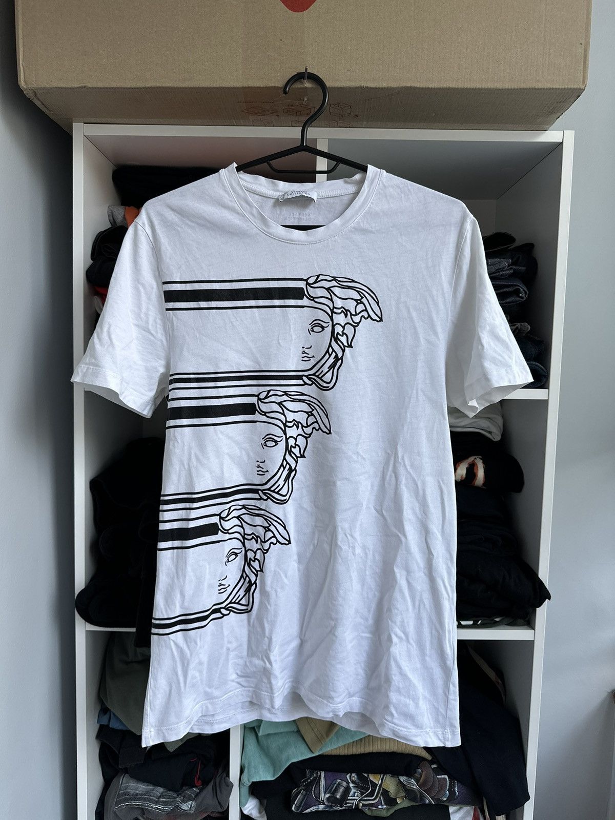 Versace 🔥VINTAGE VERSACE COLLECTION MEDUZA LOGO T-SHIRT🔥 Size US S / EU 44-46 / 1 - 1 Thumbnail