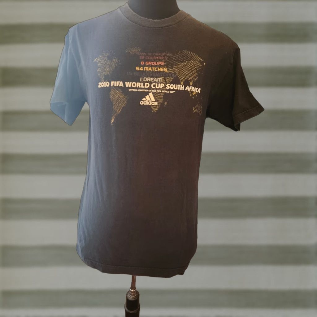 Adidas Adidas FIFA World Cup 2010 South Africa Men's Small Black Short Sleeve T-Shirt Size US L / EU 52-54 / 3 - 1 Thumbnail