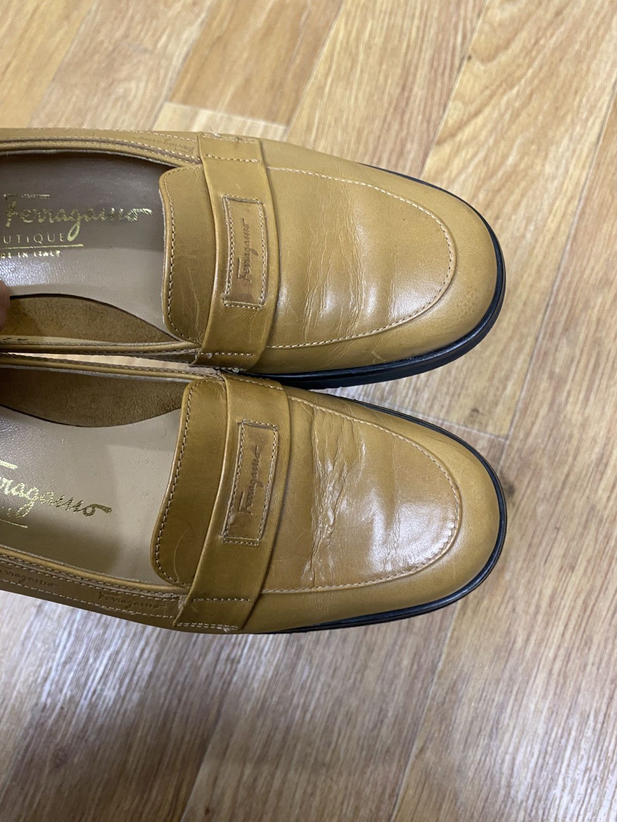 Salvatore Ferragamo Salvatore Ferragamo Beige Leather Loafers Monogram Lettering Size US 6.5 / IT 36.5 - 6 Thumbnail