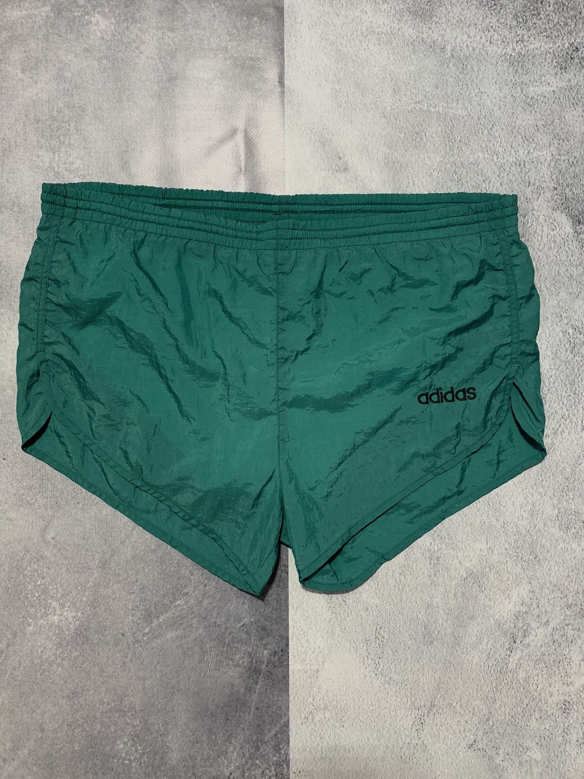 Adidas × Vintage Vintage Adidas 90s shorts streetwear style size M Size US 32 / EU 48 - 1 Thumbnail
