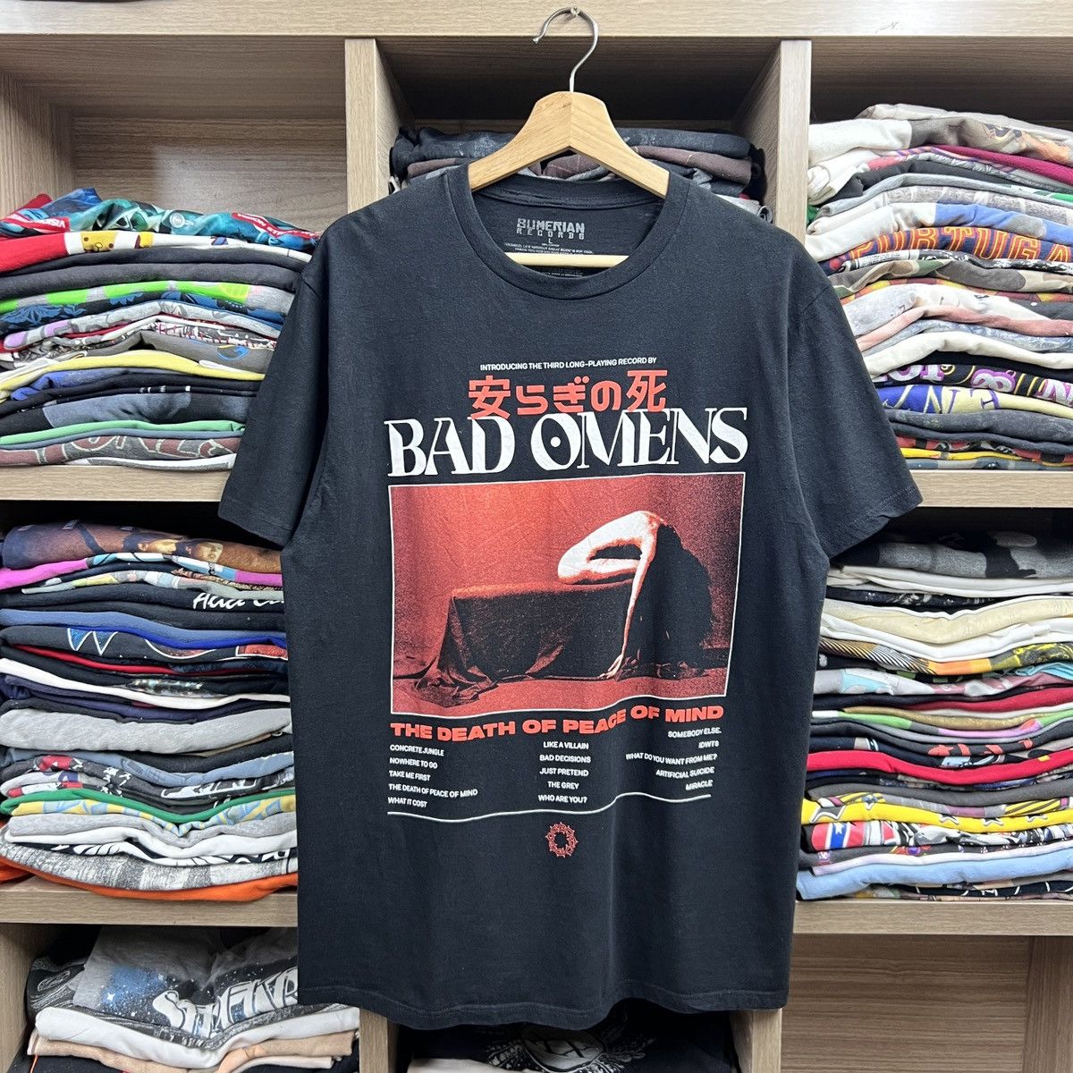Band Tees BAD OMENS “THE DEATH OF PIECE OF MIND” TEE Size US L / EU 52-54 / 3 - 1 Thumbnail