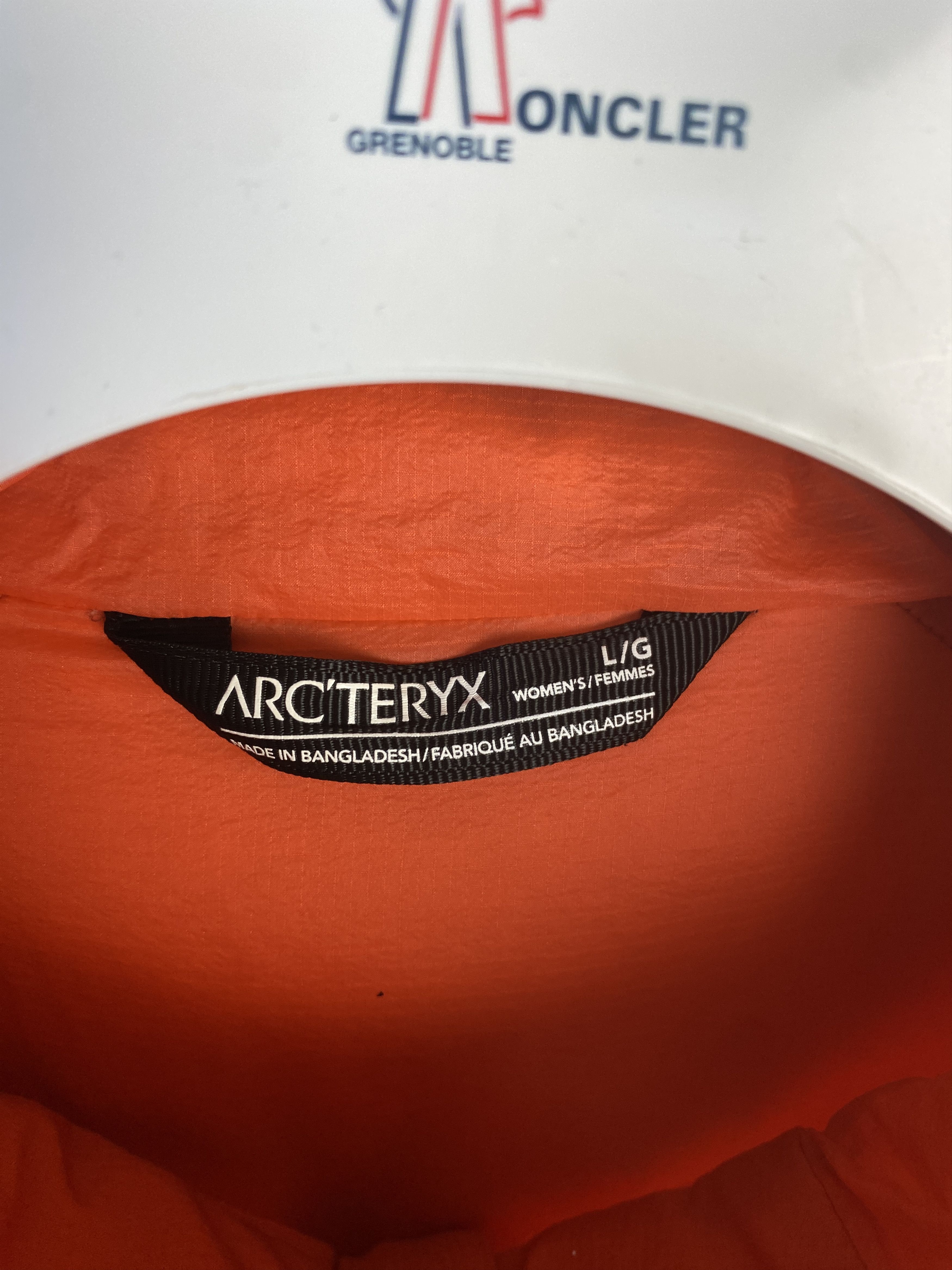 Arc'teryx Arc'teryx Atom LT Hoody Womens jacket gorpcore Size L / US 10 / IT 46 - 4 Thumbnail