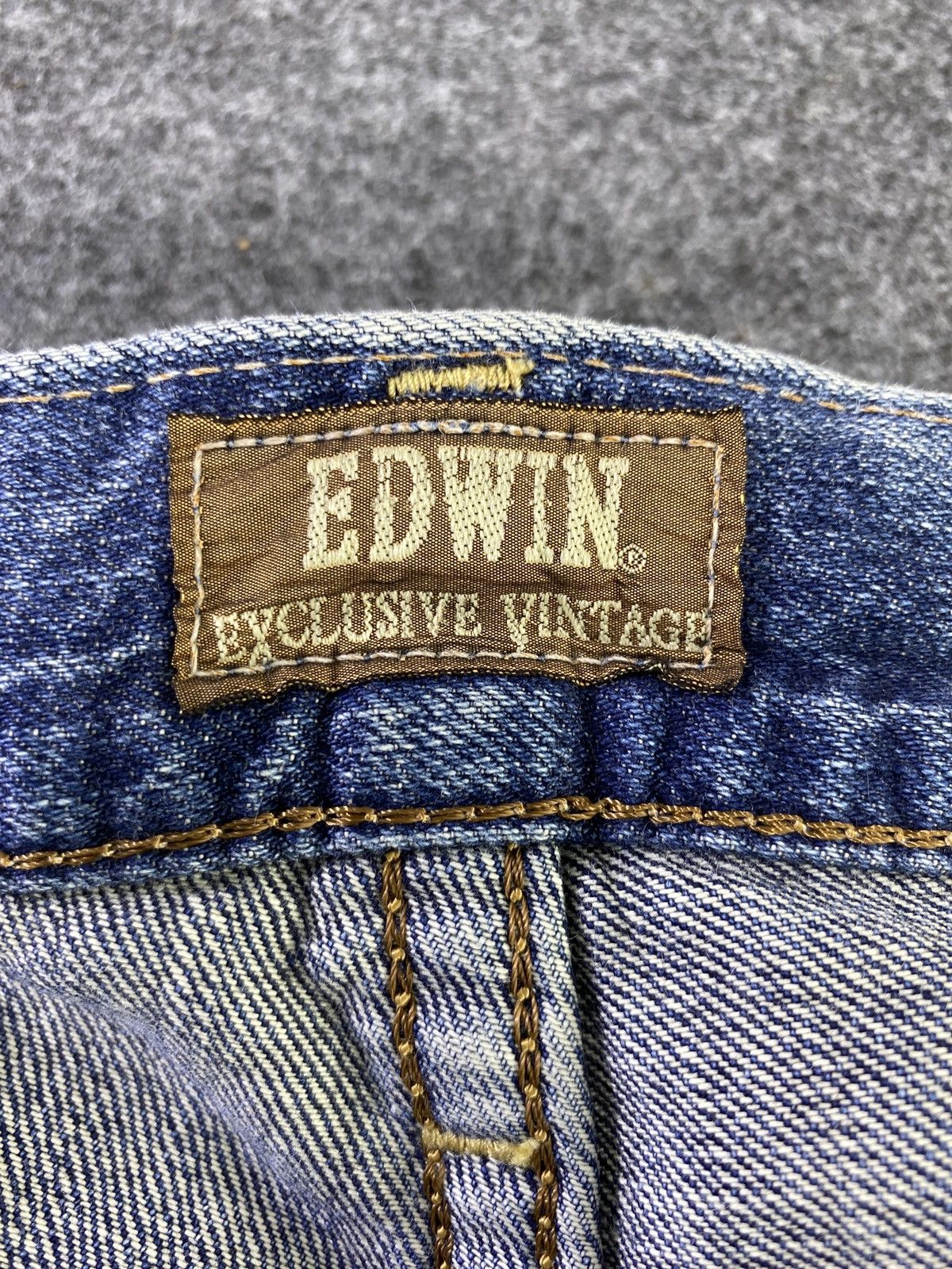 Edwin Edwin Exclusive Vintage Distress Blue Wash Denim - J867 Size US 38 / EU 54 - 8 Thumbnail