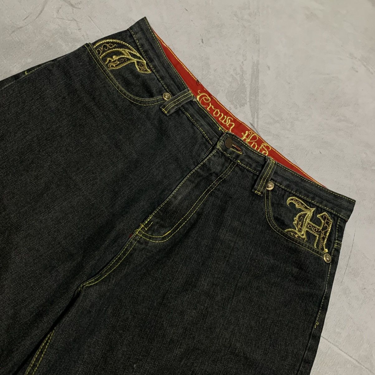 Other Y2K Crown Holder Embroidery Jorts Denim Pants Size US 38 / EU 54 - 8 Thumbnail