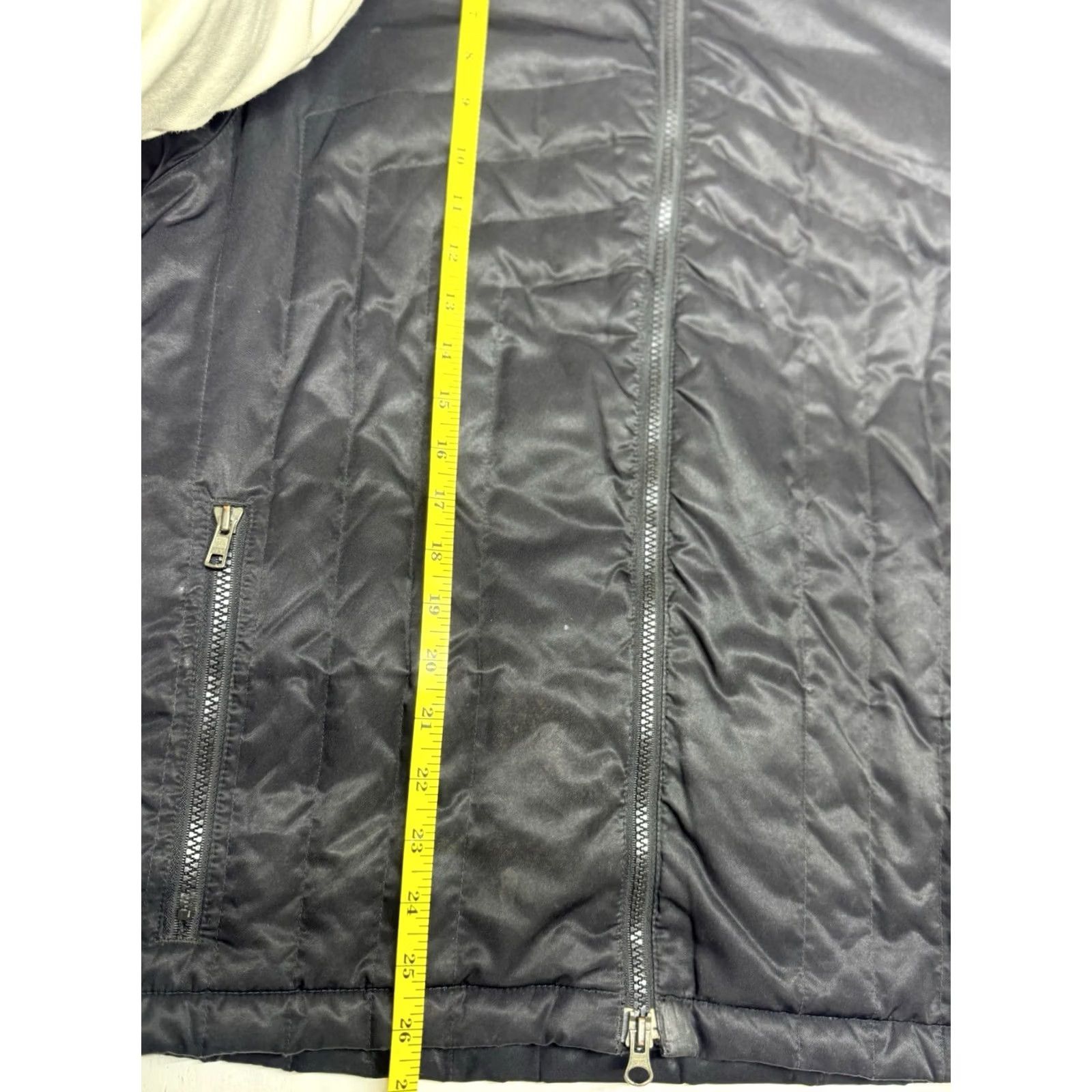 Eddie Bauer Eddie Bauer Bomber Jacket Mens Small Black Goose Down Quilted Full Zip Coat Regular Fit Nylon Lining Down Insulation 90s Theme Size US S / EU 44-46 / 1 - 4 Thumbnail