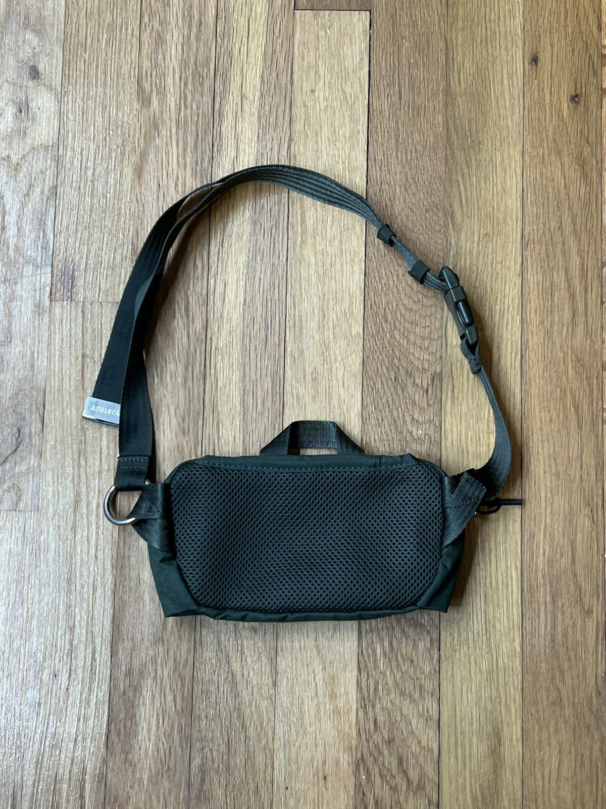 Athleta Athleta Excursion Dark Green Mini Belt Bag Waist Bag Purse Size ONE SIZE - 2 Thumbnail