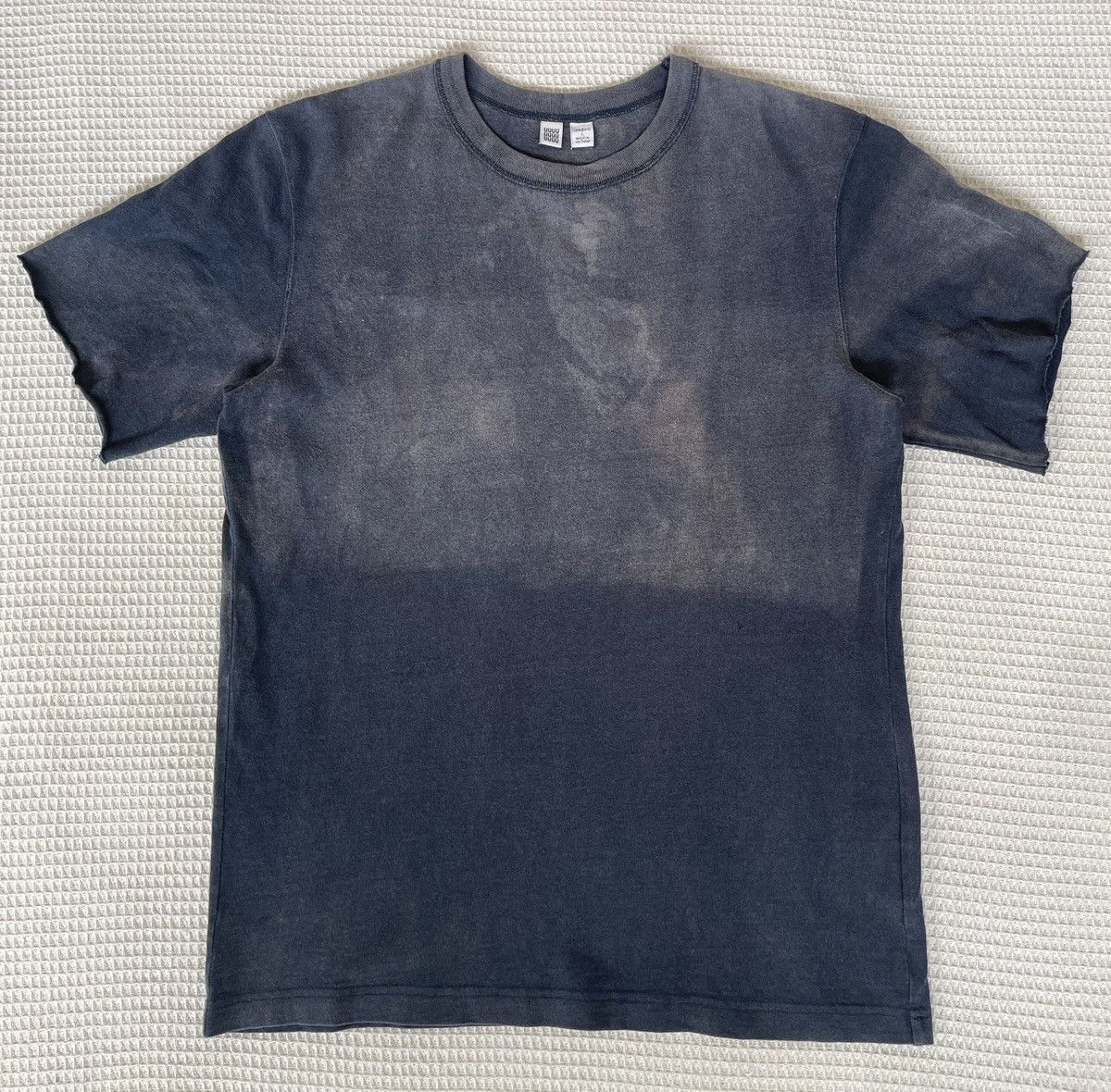 Undercover × Uniqlo Thrashed🔥UNIQLO x LEMAIRE🔥Sun FADED TSHIRT Size US L / EU 52-54 / 3 - 3 Thumbnail