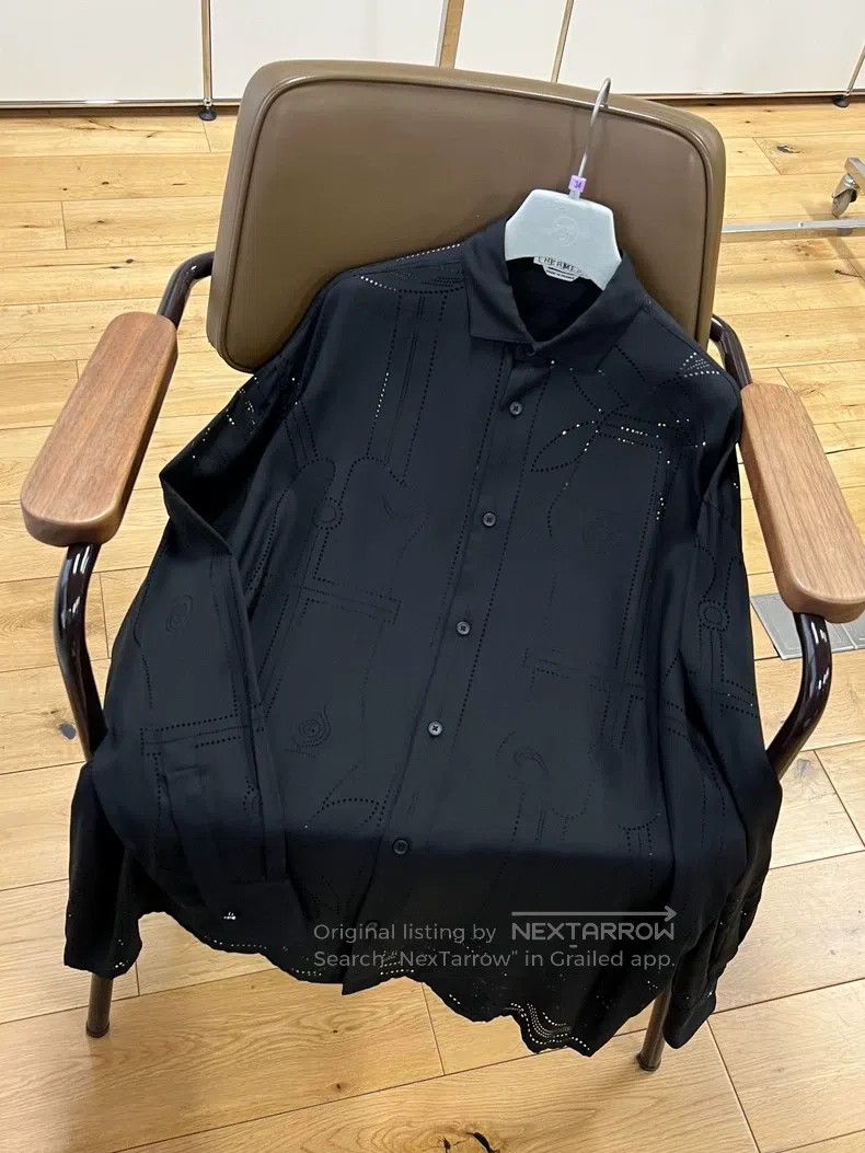 Hermes Hermes Laser Cutout Pattern 100% Mulberry Silk Shirt, Show Size XS / US 0-2 / IT 36-38 - 9 Thumbnail