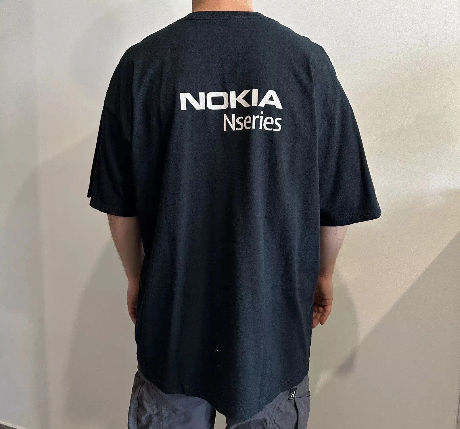 Gildan VINTAGE 2005 NOKIA N SERIES MOBILE PROMO SHIRT Y2K 2000s Size US XL / EU 56 / 4 - 2 Thumbnail