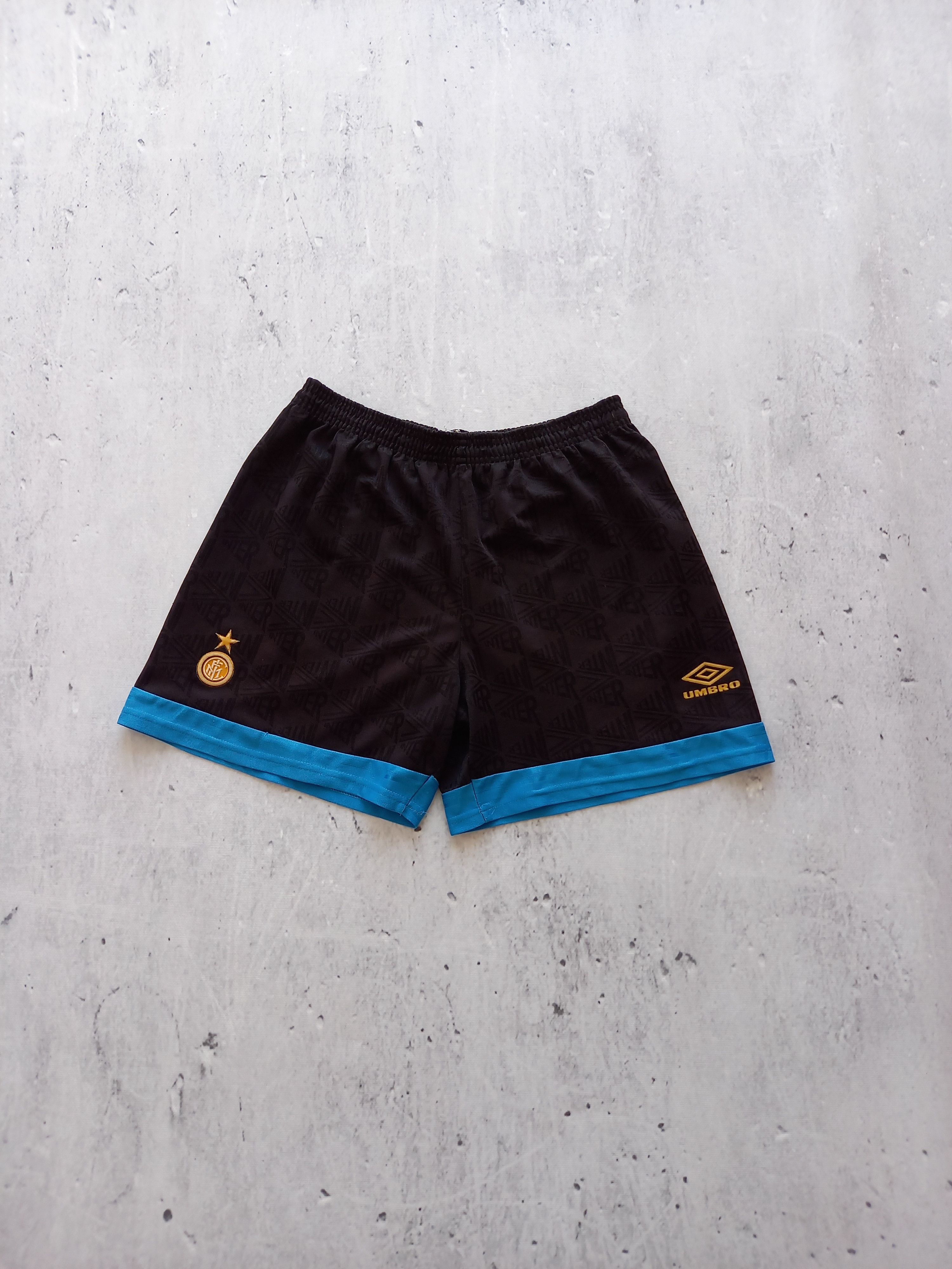 Umbro × Vintage 90s Vintage Umbro Inter FC Shorts Internazionale Milan Size US 32 / EU 48 - 1 Thumbnail