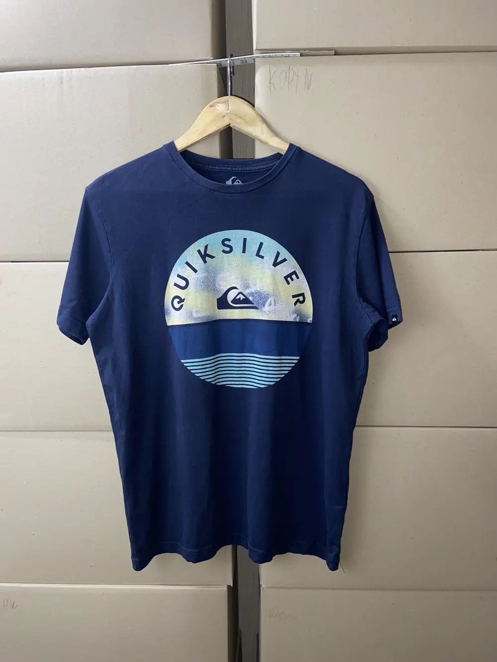 Quiksilver VINTAGE Y2K QUIKSILVER TEE T SHIRT SURF SKATE STREETWEAR Size US M / EU 48-50 / 2 - 1 Thumbnail