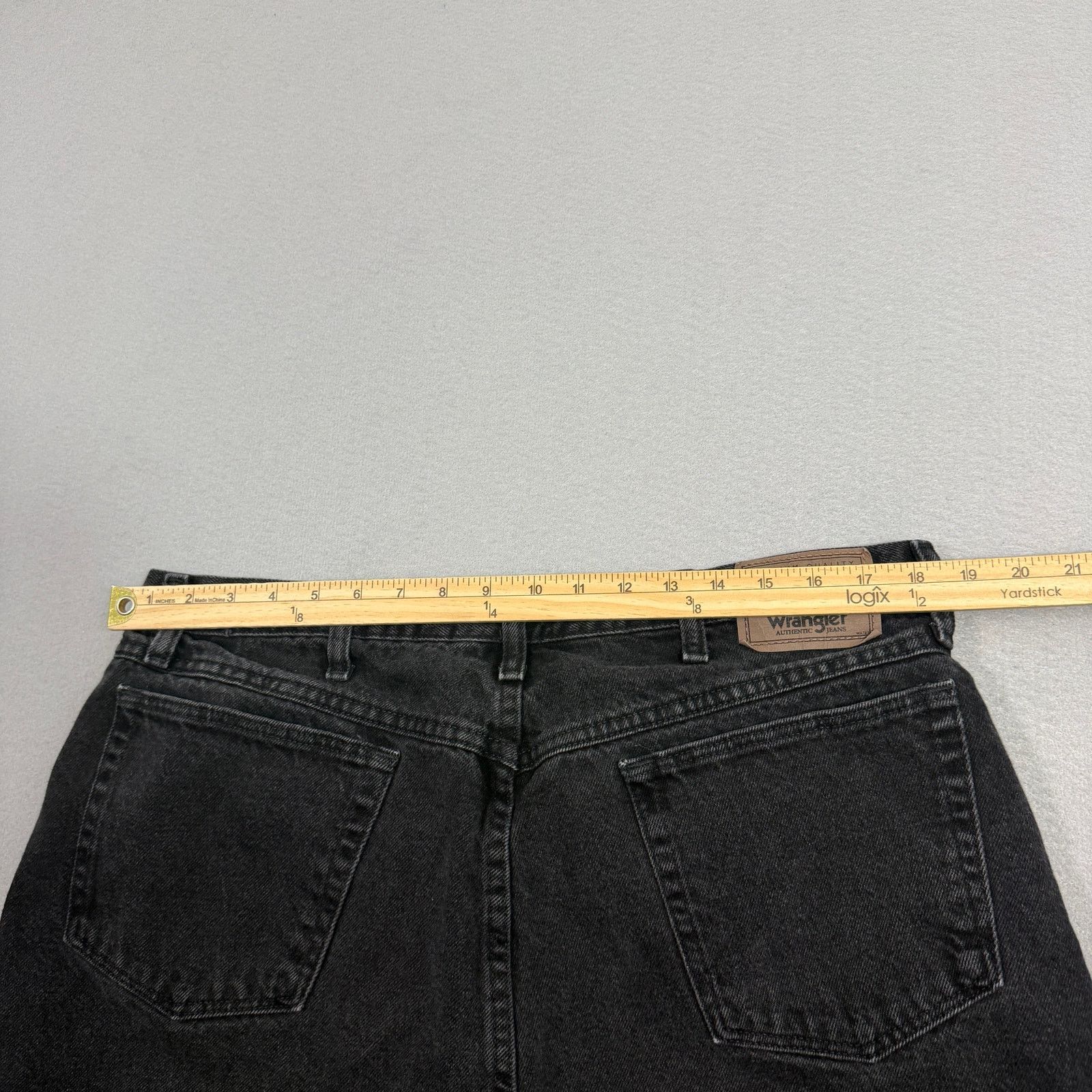 Wrangler Vintage Wrangler Jean Shorts Men's 38 Black 10" Inseam Jorts Size US 38 / EU 54 - 5 Thumbnail