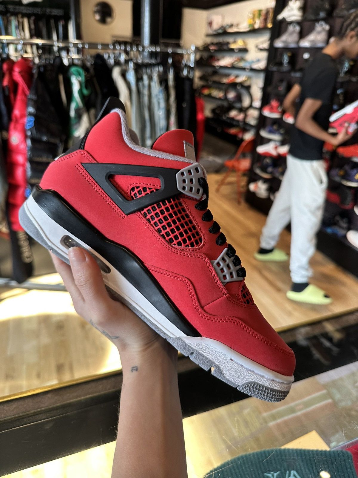 Jordan Brand Jordan 4 Retro Toro 2026 DS OG Size 8 Size US 8 / EU 41 - 3 Thumbnail