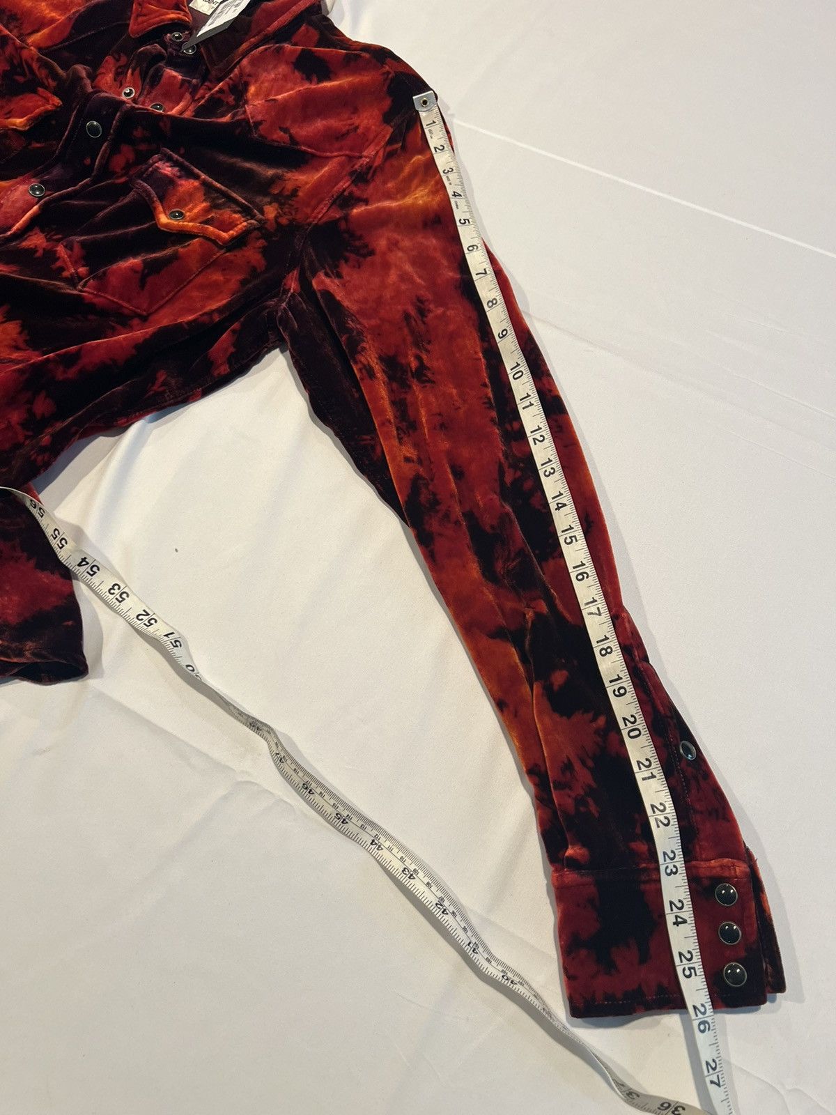 Saint Laurent Paris Saint Laurent men’s Devore velvet shirt. M. $1350 Size US M / EU 48-50 / 2 - 8 Thumbnail