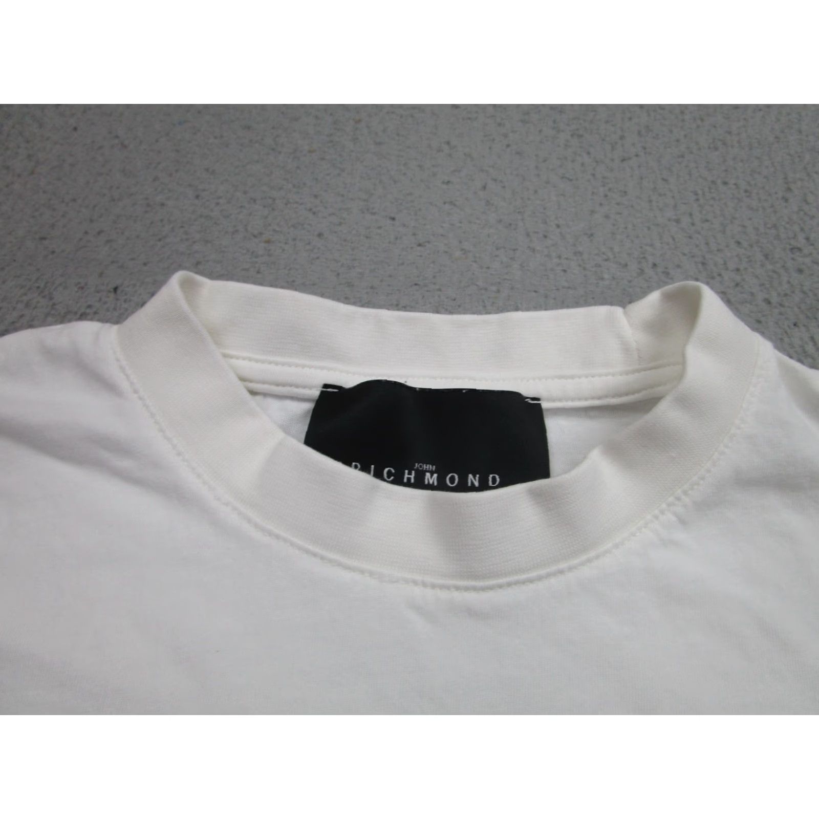 John Richmond John Richmond Shirt Mens XL White Cotton Short Sleeve Crewneck Embroidered Logo Size US XL / EU 56 / 4 - 5 Thumbnail