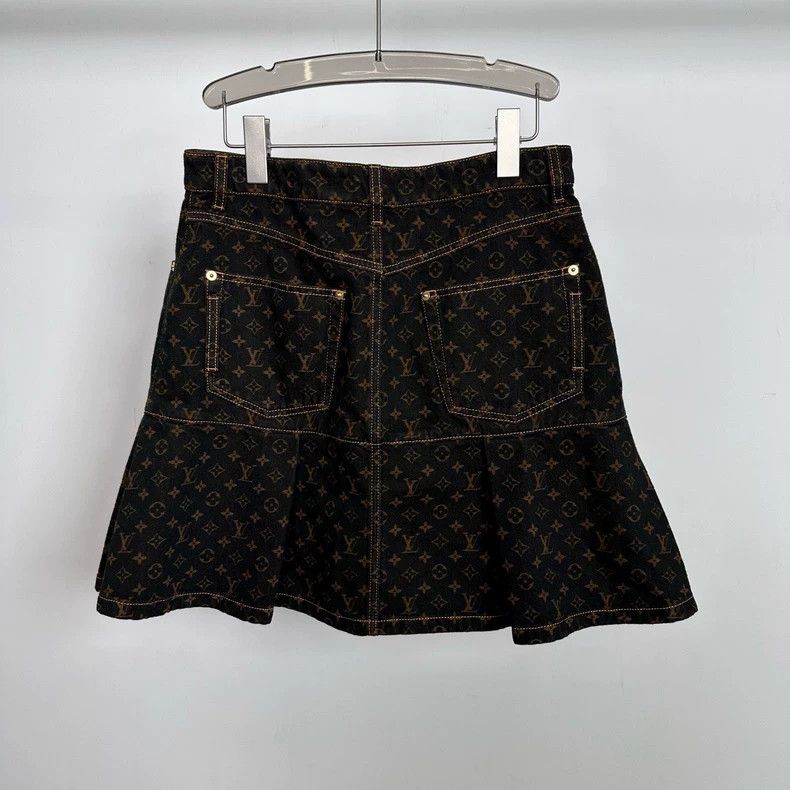Louis Vuitton Louis Vuitton 25 brown full print hip skirt Size 37" - 2 Thumbnail