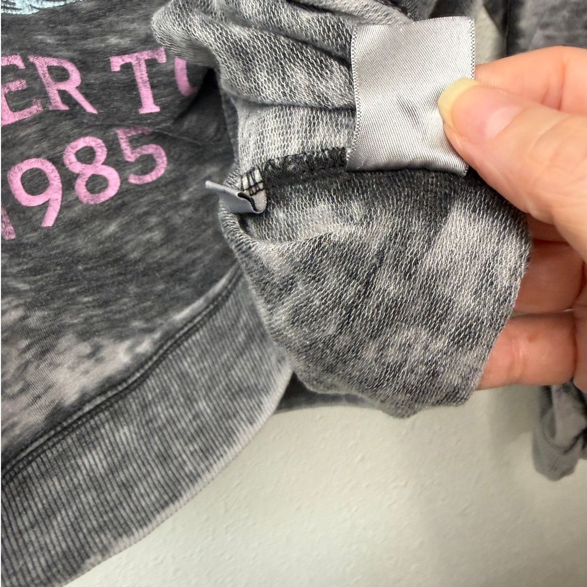 Other Recycled Karma Aerosmith Tour 85 Oversize Long Sleeve Tee Size S / US 4 / IT 40 - 11 Thumbnail