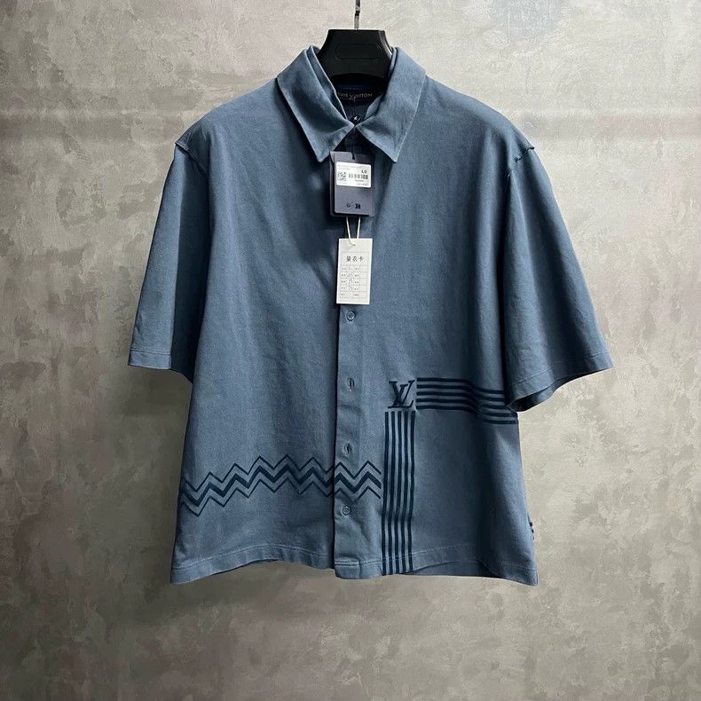 Louis Vuitton Louis Vuitton Blue flocked brand logo printed knitted shor Size US L / EU 52-54 / 3 - 1 Thumbnail