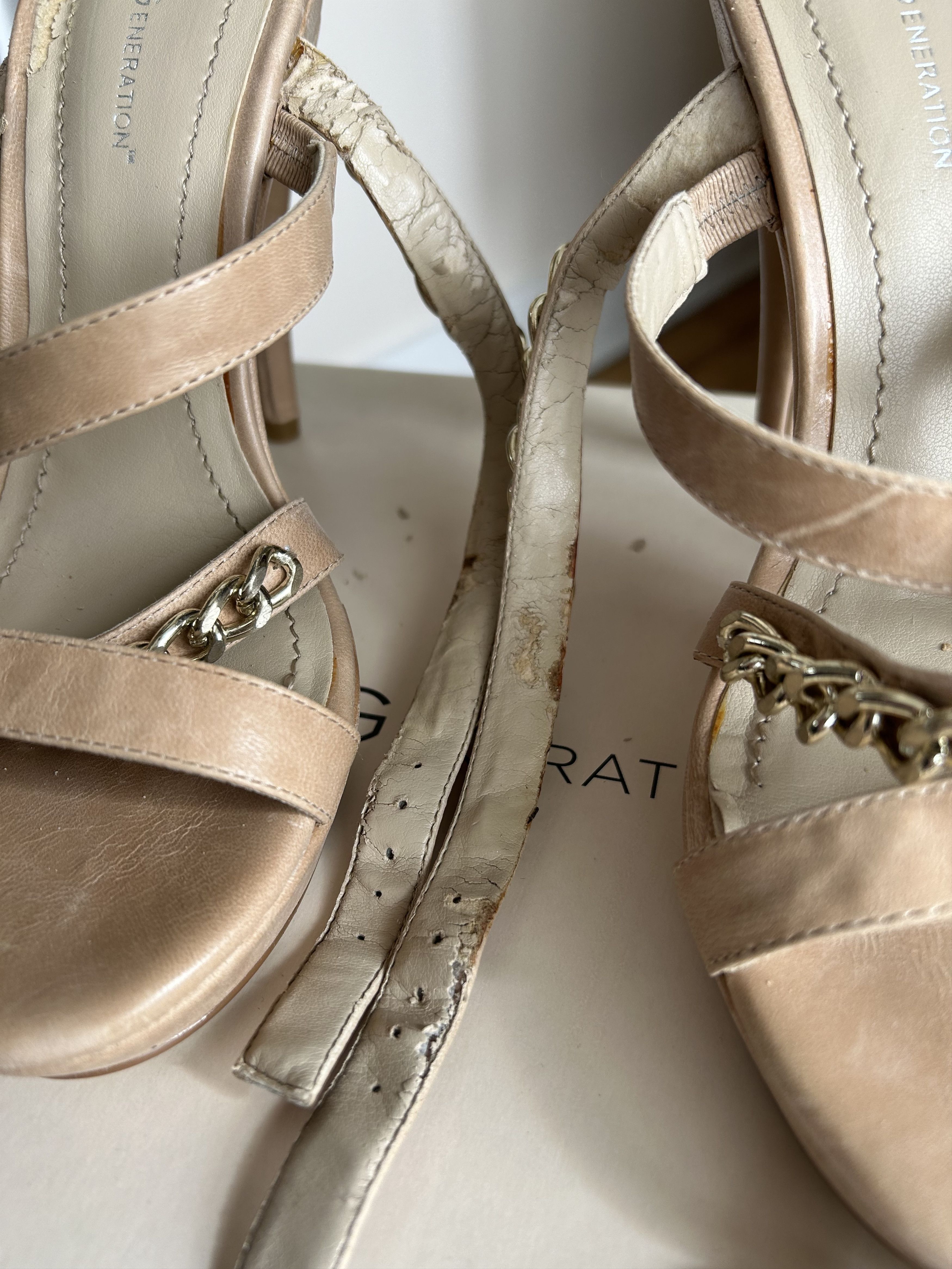 Bcbgmaxazria BCBGeneration Sandals Beige Leather Gold Chains Buckles 7.5 Size US 7.5 / IT 37.5 - 8 Thumbnail