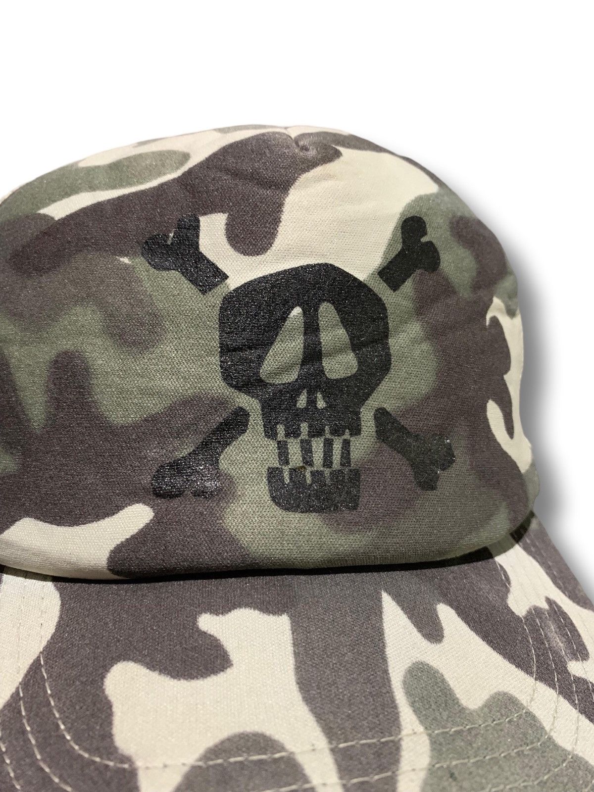 Stussy × Vintage Vintage Stussy Camou Skull Trucker Hats Size ONE SIZE - 2 Thumbnail