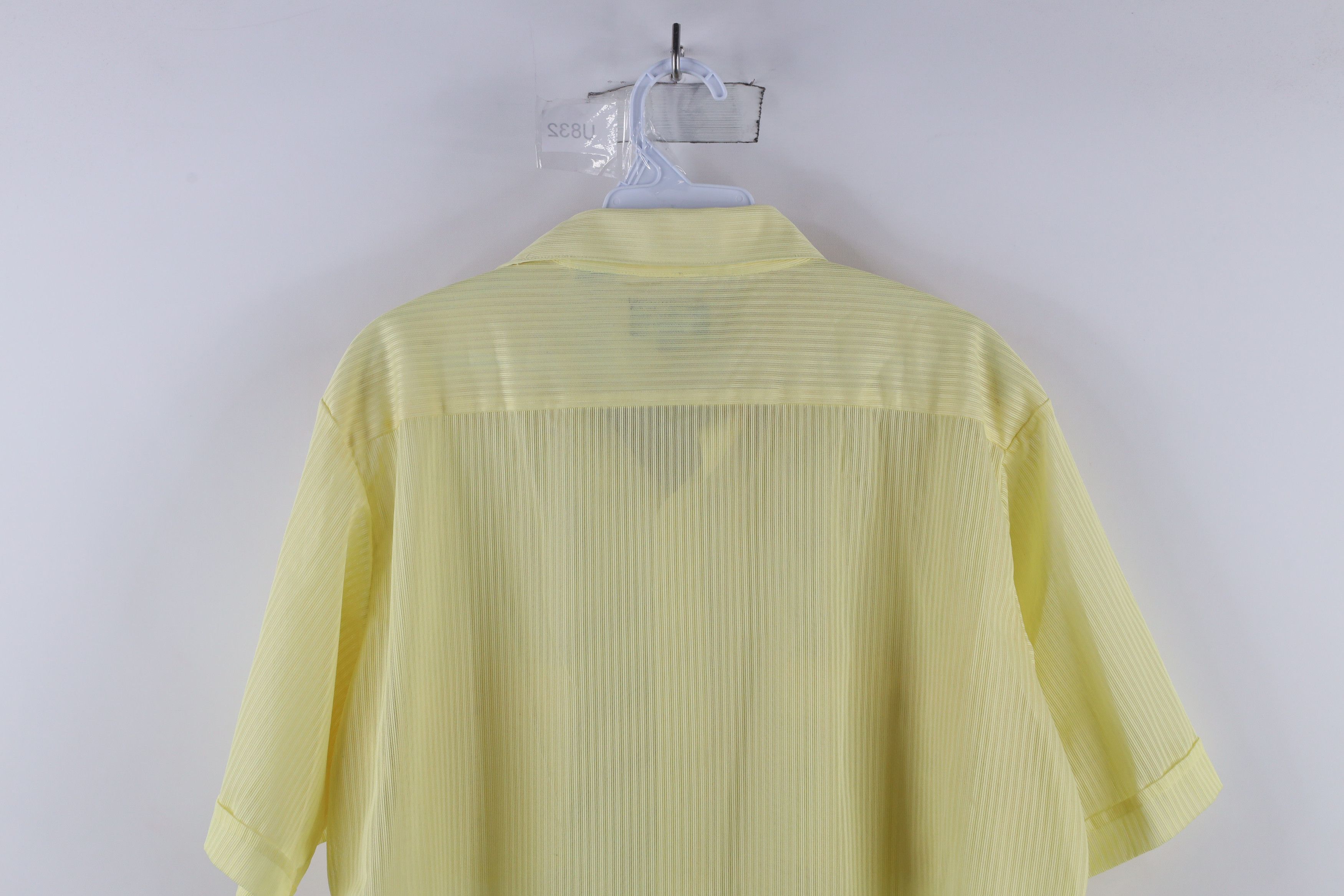Vintage Vintage 70s Streetwear Knit Short Sleeve Button Shirt Size US L / EU 52-54 / 3 - 10 Thumbnail