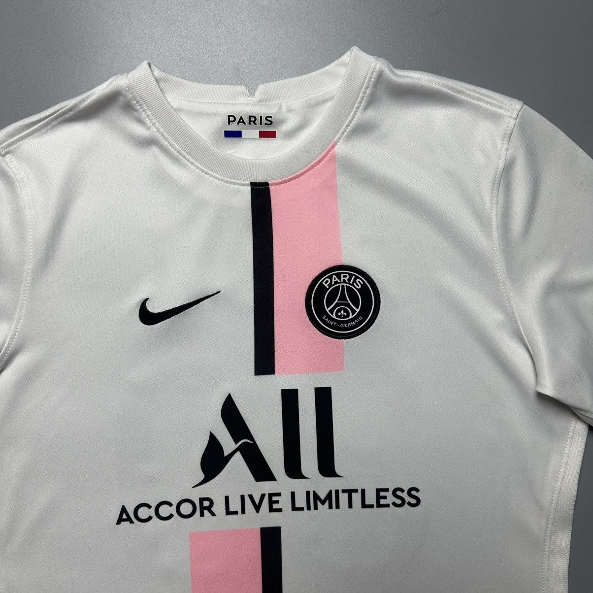 Nike PSG WOMENS NIKE 2021/2022 FOOTBALL AWAY JERSEY #30 MESSI Size L / US 10 / IT 46 - 3 Thumbnail