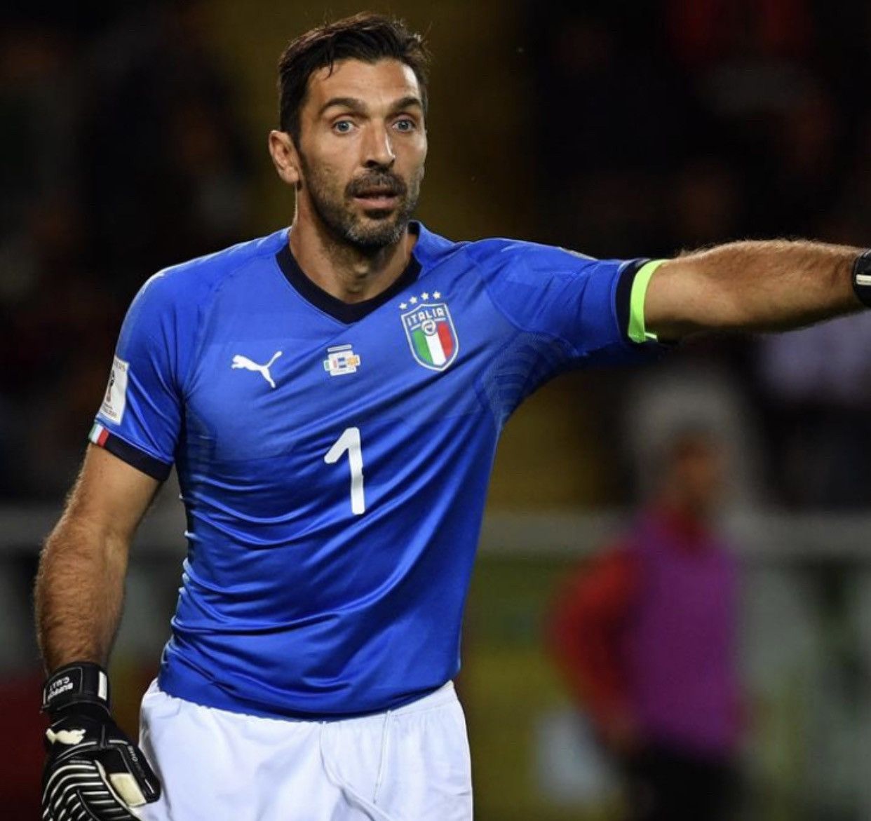 Puma Italy 18/19 L/S home shirt #1 Buffon Size US M / EU 48-50 / 2 - 1 Thumbnail