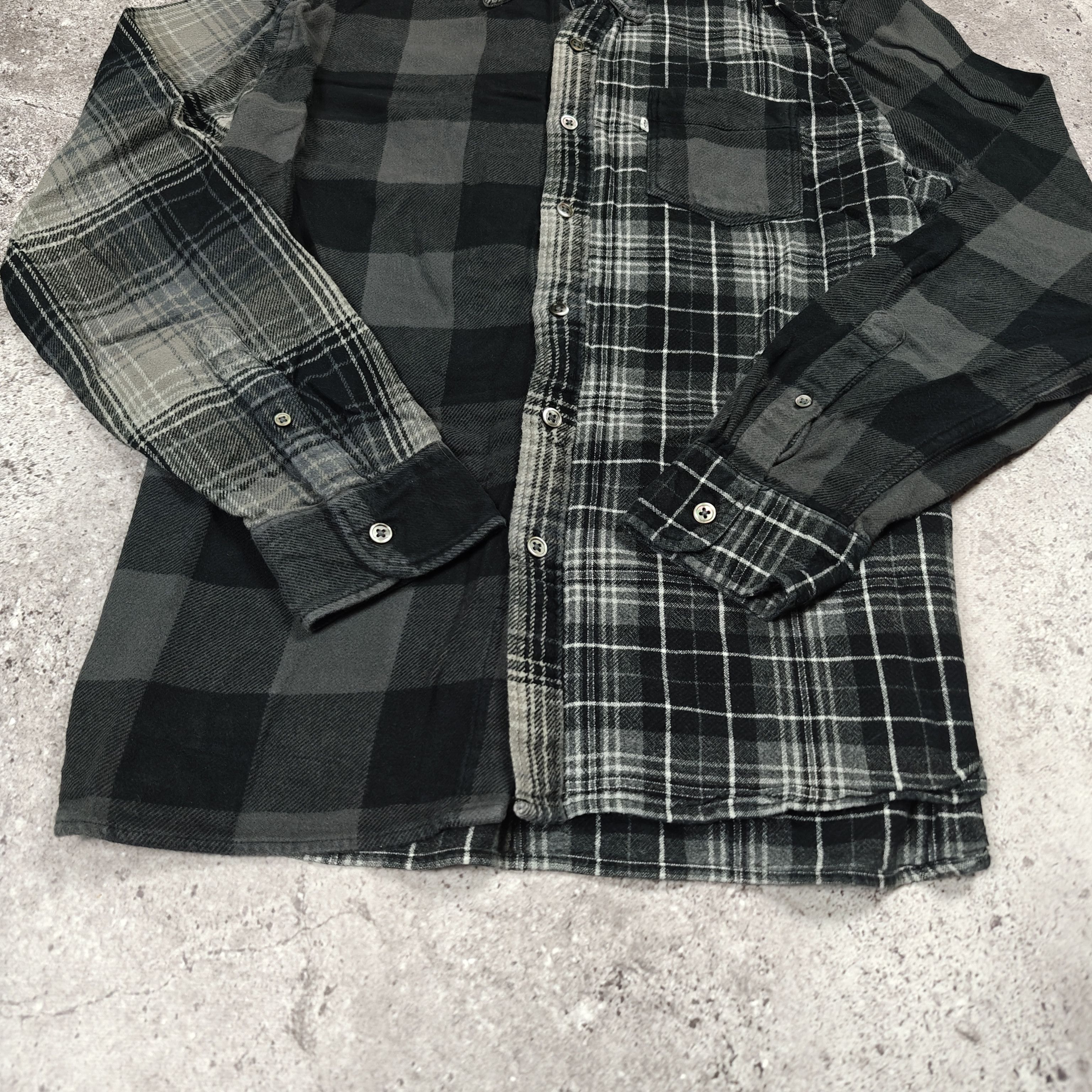Levi's Levi's Check Shirt Flannel size L Size US L / EU 52-54 / 3 - 5 Thumbnail