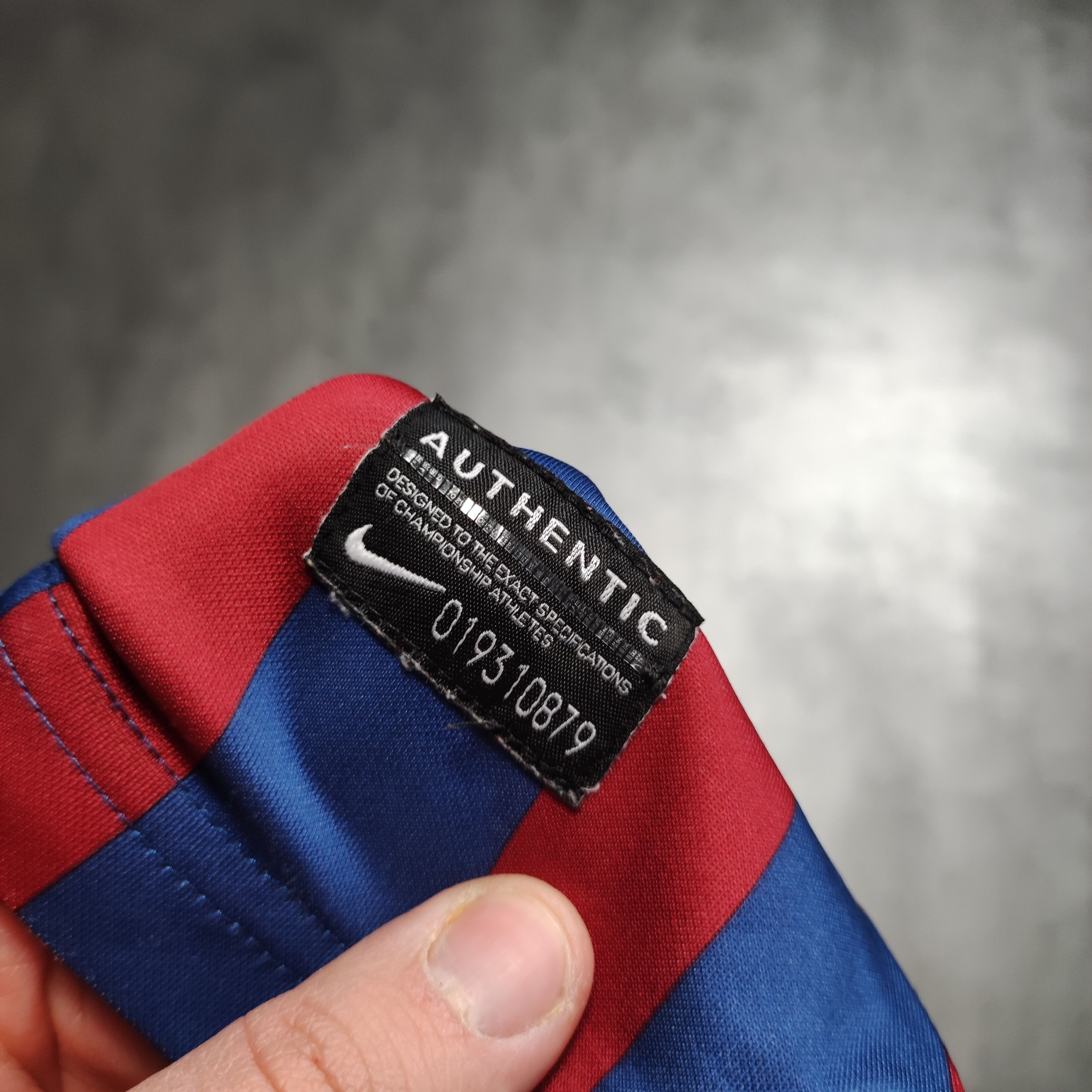 Nike RARE FC Barcelona x Nike Football 2011/12 Home Jersey Size US M / EU 48-50 / 2 - 5 Thumbnail
