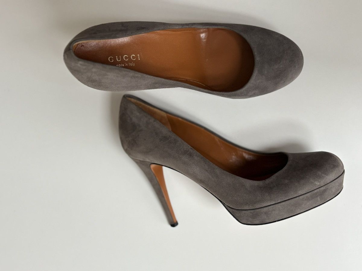 Gucci Gucci Scarlet Taupe Suede Platform Pumps Size US 7.5 / IT 37.5 - 1 Thumbnail