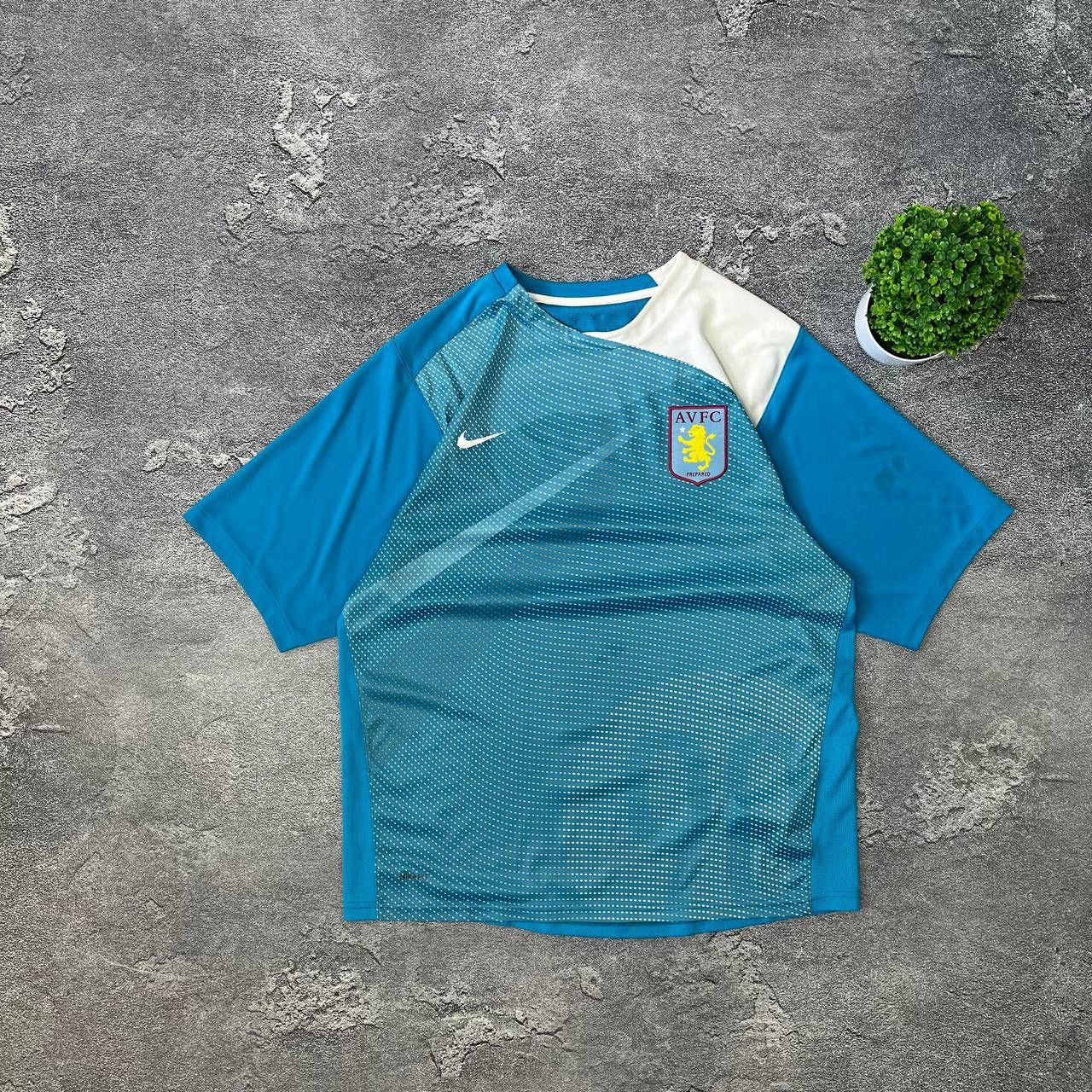 Nike Vintage Aston Vila Nike Total-90 Training Y2K Football Size US M / EU 48-50 / 2 - 1 Thumbnail