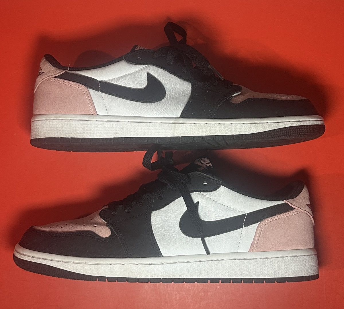 Jordan Brand Size 10.5 - Jordan 1 Low OG Bleached Coral Size US 10.5 / EU 43-44 - 3 Thumbnail