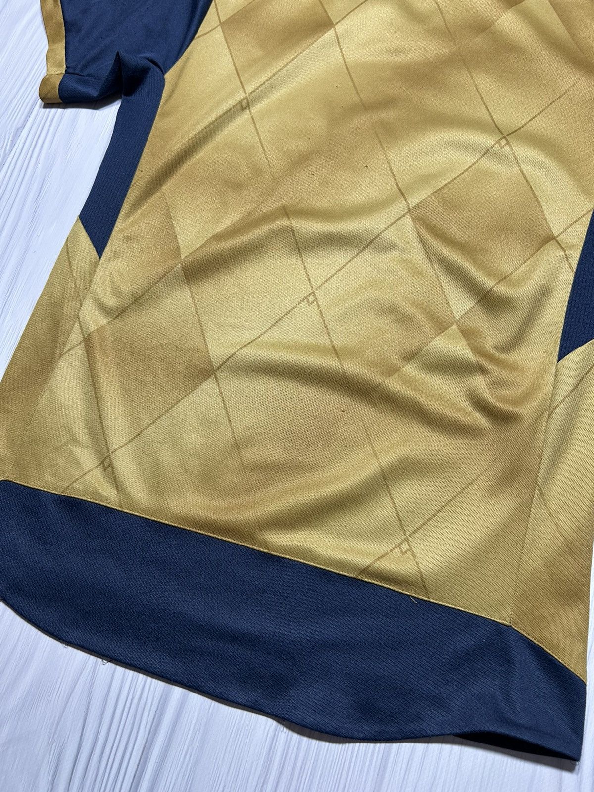 Puma Puma 2015-16 Arsenal Soccer Jersey Size XS Size US XS / EU 42 / 0 - 13 Thumbnail