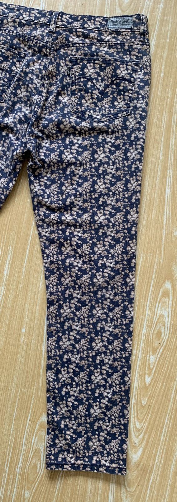 Levi's Levi’s Floral Fullprint Unisex Jeans Pants Size US 34 / EU 50 - 13 Thumbnail
